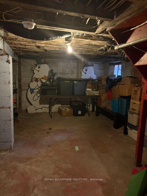 Photo 26 of 38 Spadina Avenue, Hamilton, Stipley — HOMEH