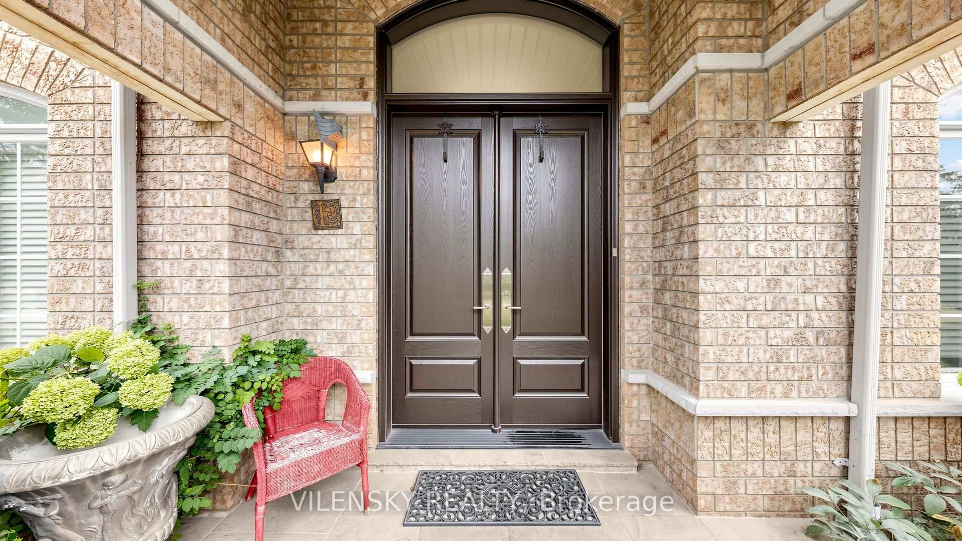 Photo 4 of 140 Marbella Road, Vaughan, Sonoma Heights — HOMEH