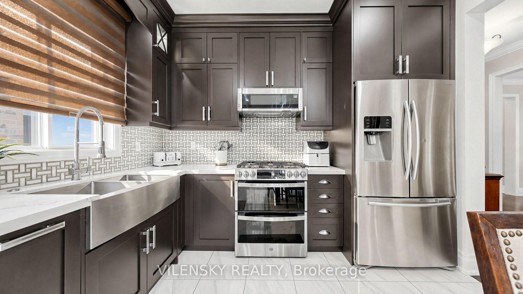 Photo 9 of 140 Marbella Road, Vaughan, Sonoma Heights — HOMEH