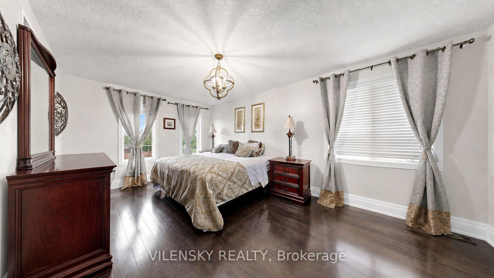 Photo 18 of 140 Marbella Road, Vaughan, Sonoma Heights — HOMEH