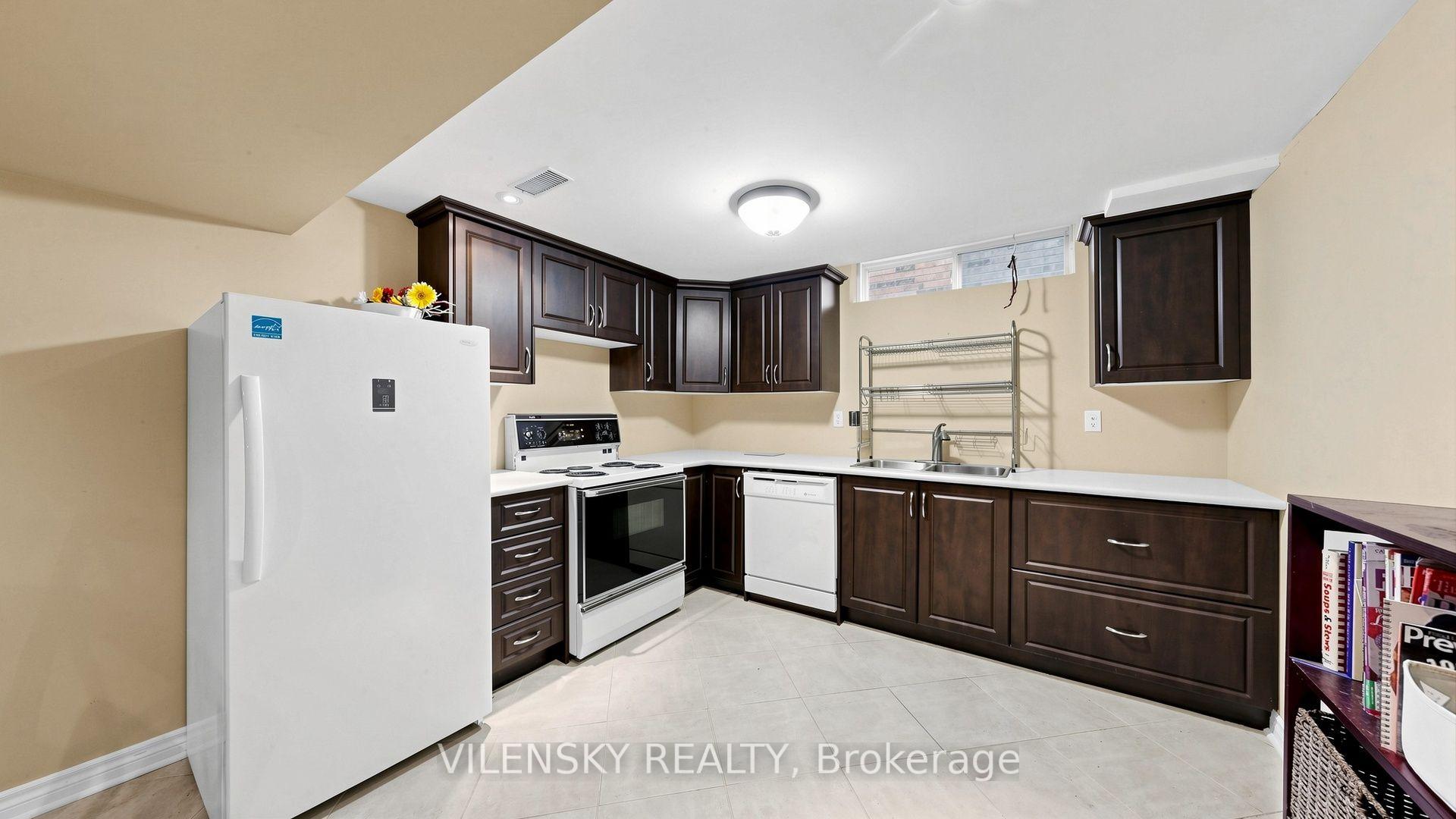 Photo 33 of 140 Marbella Road, Vaughan, Sonoma Heights — HOMEH