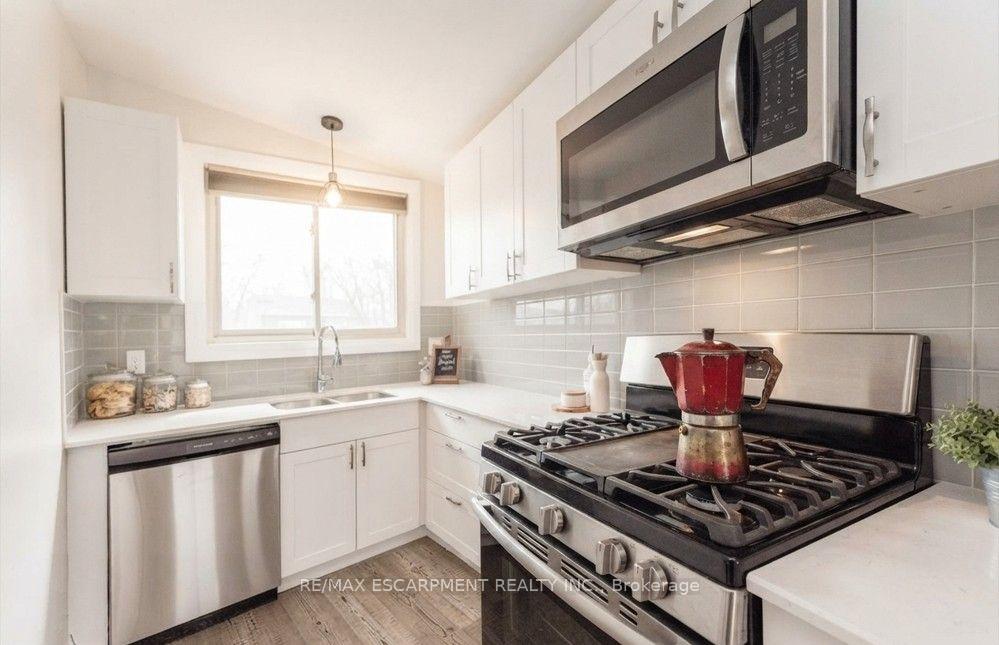 Photo 16 of 134 Deschene Avenue, Hamilton, Greeningdon — HOMEH