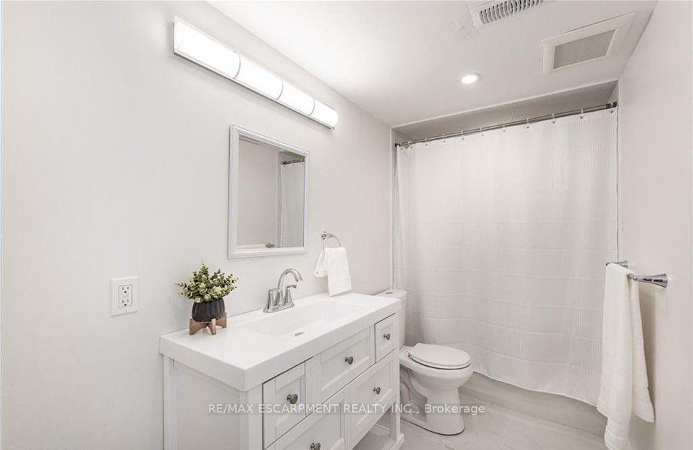 Photo 42 of 134 Deschene Avenue, Hamilton, Greeningdon — HOMEH