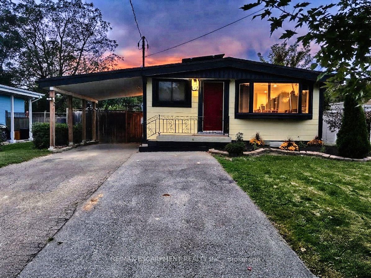 Photo of 134 Deschene Avenue