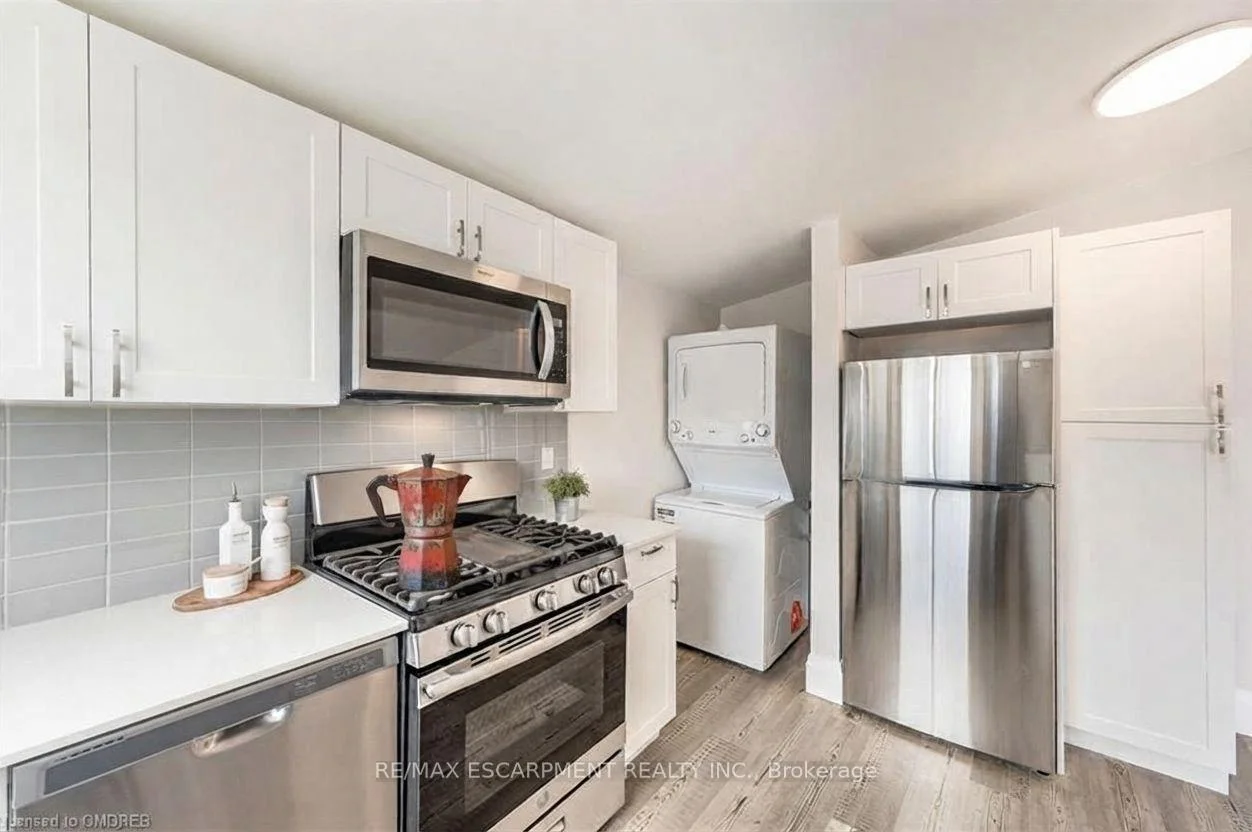 Photo 19 of 134 Deschene Avenue, Hamilton, Greeningdon — HOMEH