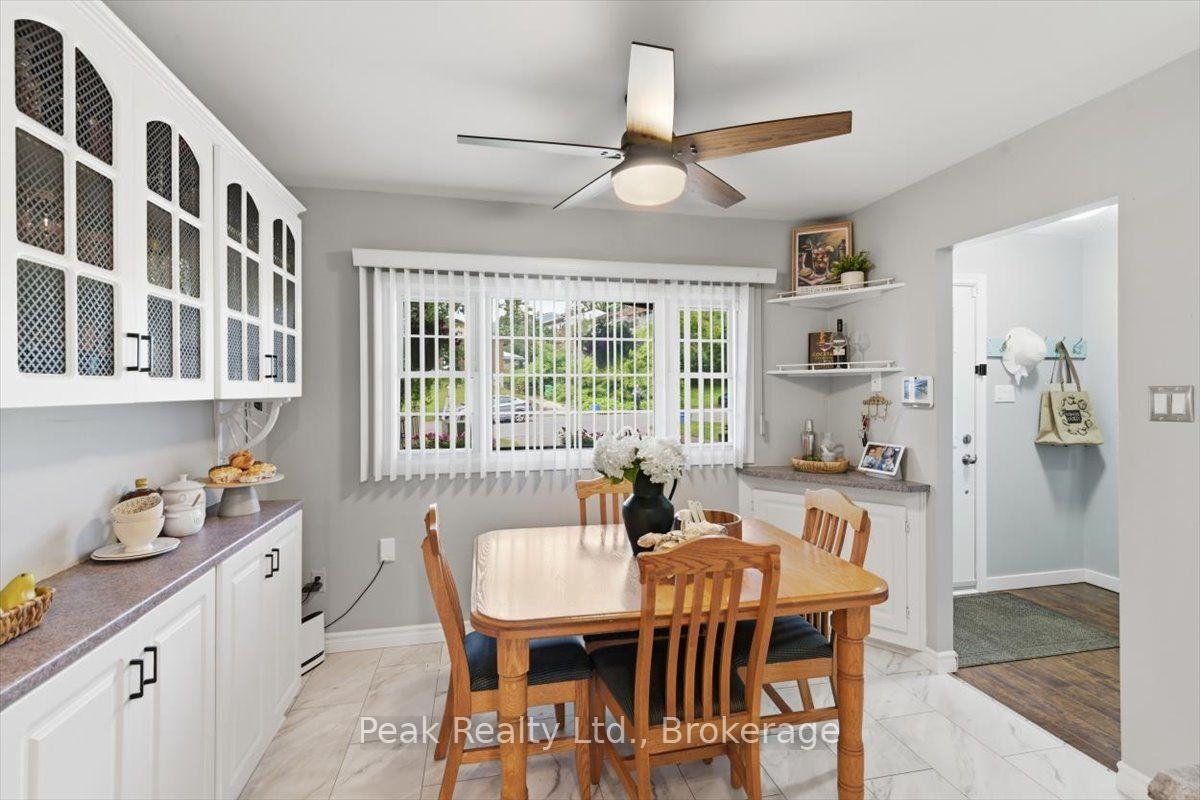 Photo 17 of 1673 Applewood Crescent, Peterborough, Monaghan Ward 2 — HOMEH
