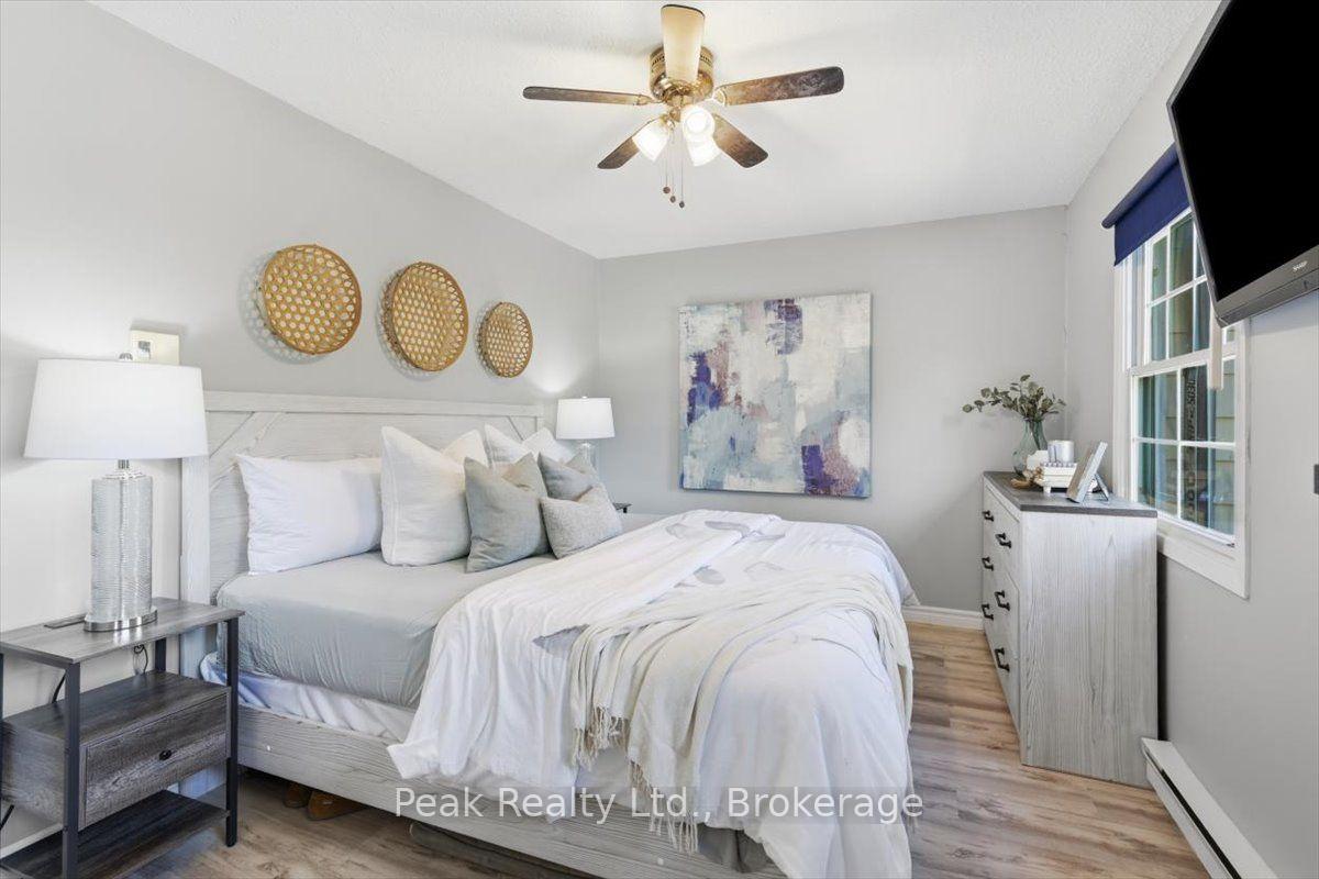 Photo 25 of 1673 Applewood Crescent, Peterborough, Monaghan Ward 2 — HOMEH