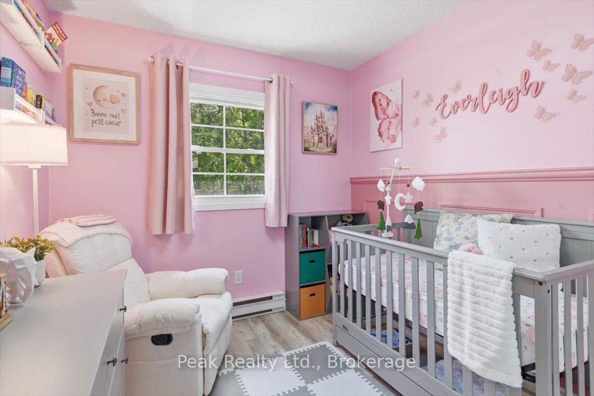 Photo 28 of 1673 Applewood Crescent, Peterborough, Monaghan Ward 2 — HOMEH