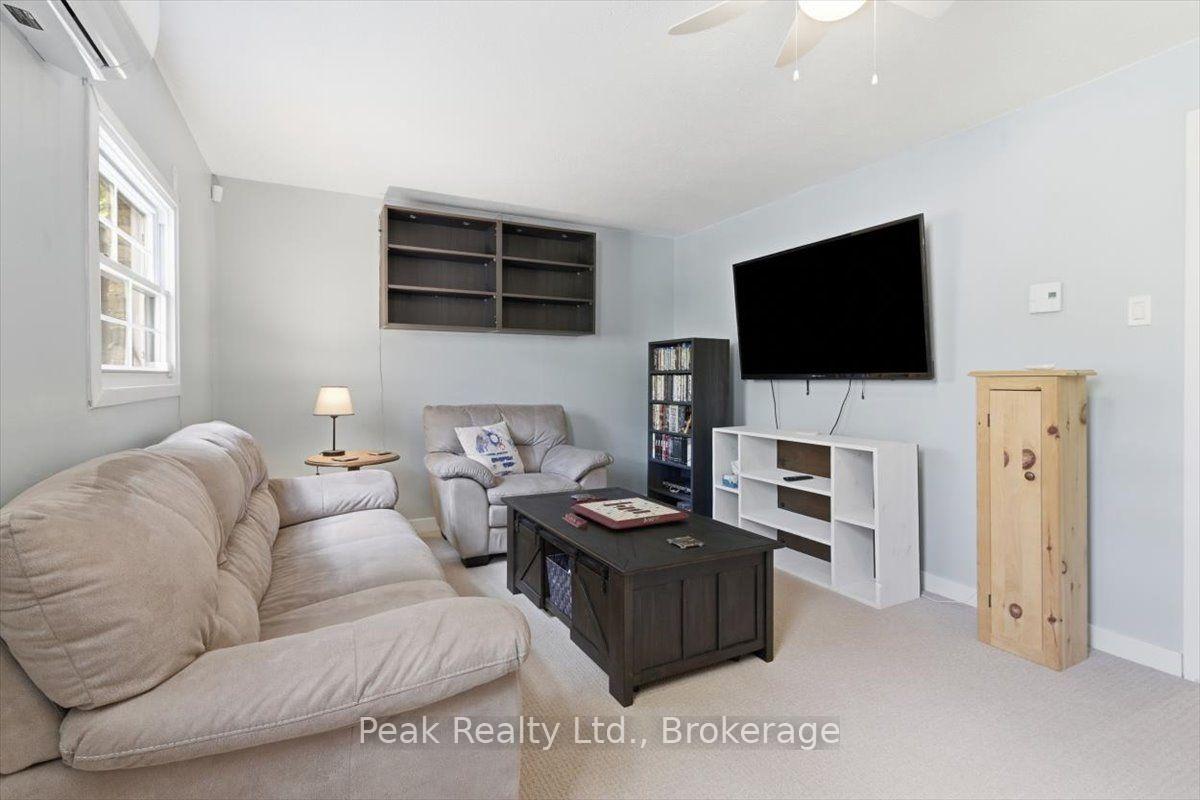 Photo 32 of 1673 Applewood Crescent, Peterborough, Monaghan Ward 2 — HOMEH