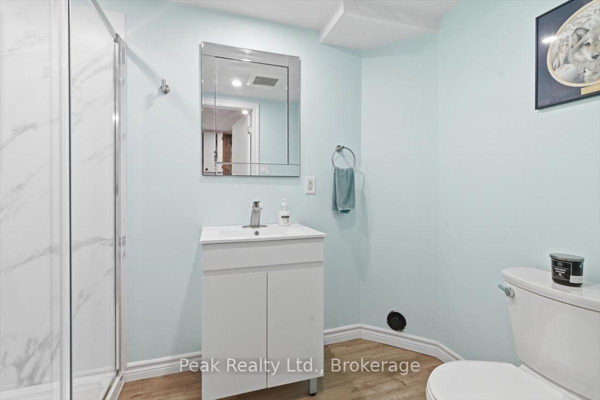 Photo 35 of 1673 Applewood Crescent, Peterborough, Monaghan Ward 2 — HOMEH