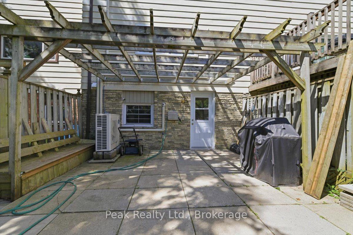 Photo 40 of 1673 Applewood Crescent, Peterborough, Monaghan Ward 2 — HOMEH