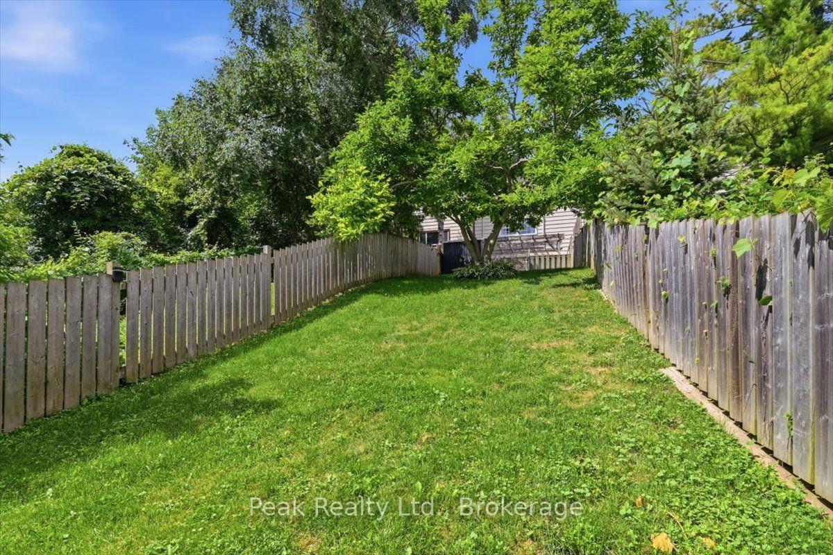 Photo 42 of 1673 Applewood Crescent, Peterborough, Monaghan Ward 2 — HOMEH