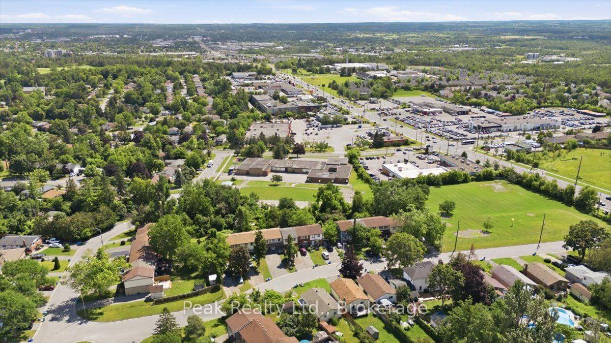 Photo 47 of 1673 Applewood Crescent, Peterborough, Monaghan Ward 2 — HOMEH