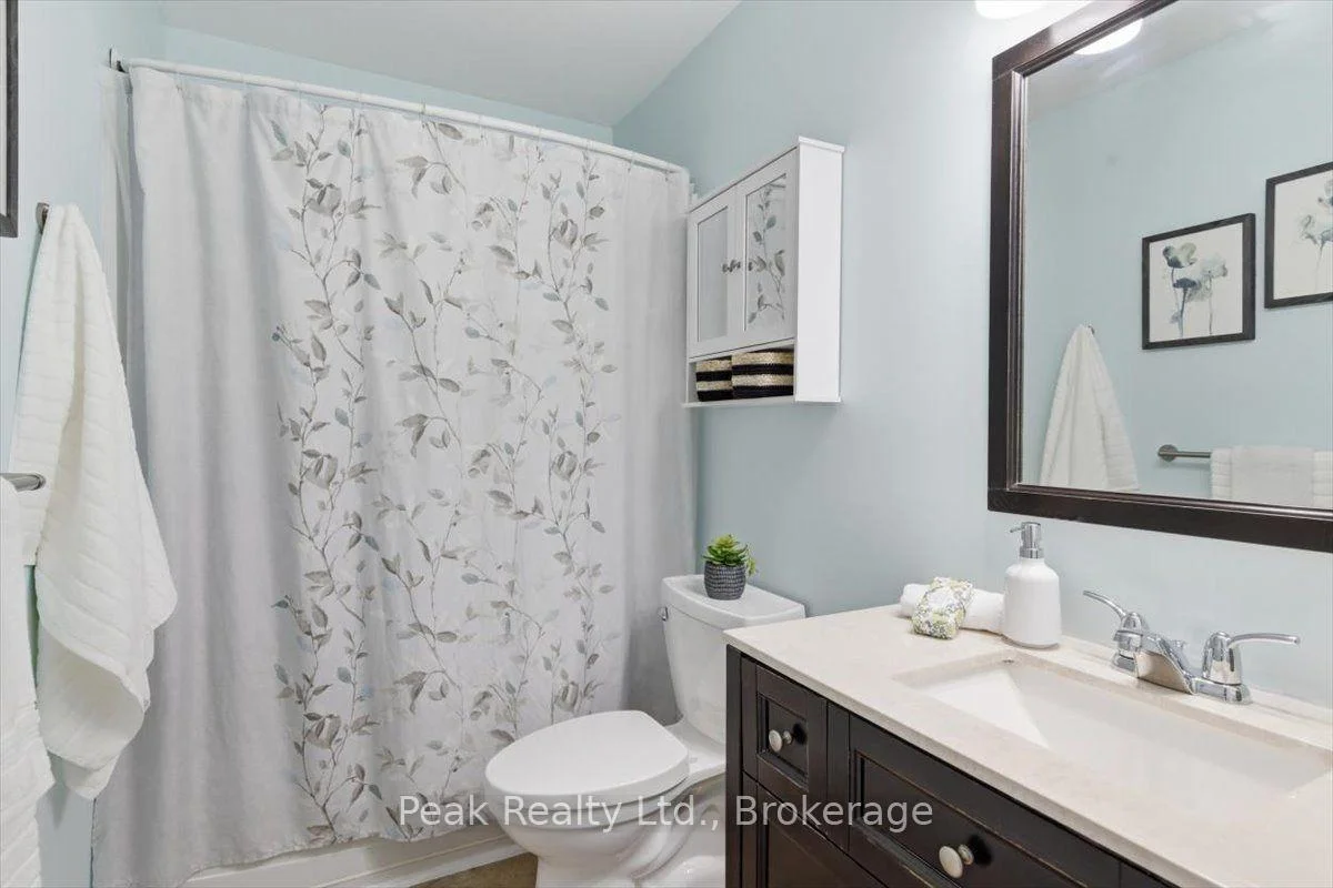Photo 27 of 1673 Applewood Crescent, Peterborough, Monaghan Ward 2 — HOMEH