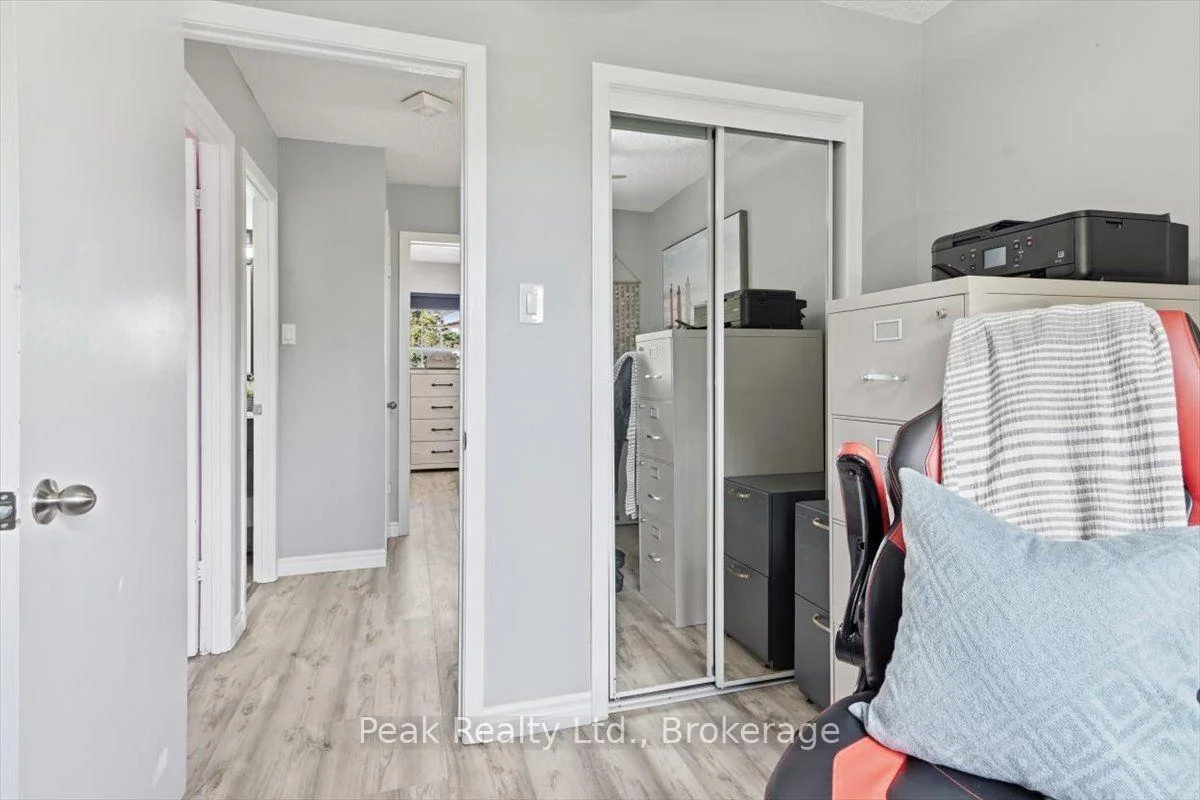 Photo 31 of 1673 Applewood Crescent, Peterborough, Monaghan Ward 2 — HOMEH