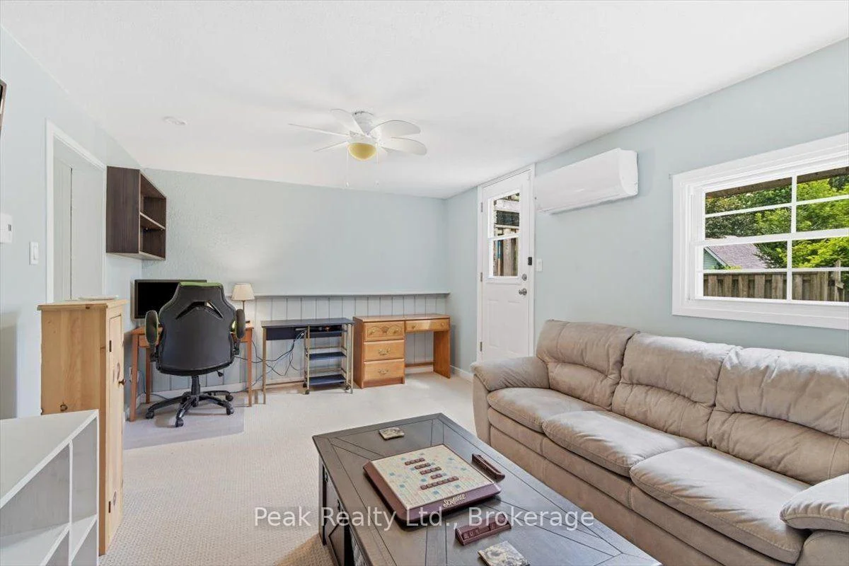 Photo 34 of 1673 Applewood Crescent, Peterborough, Monaghan Ward 2 — HOMEH