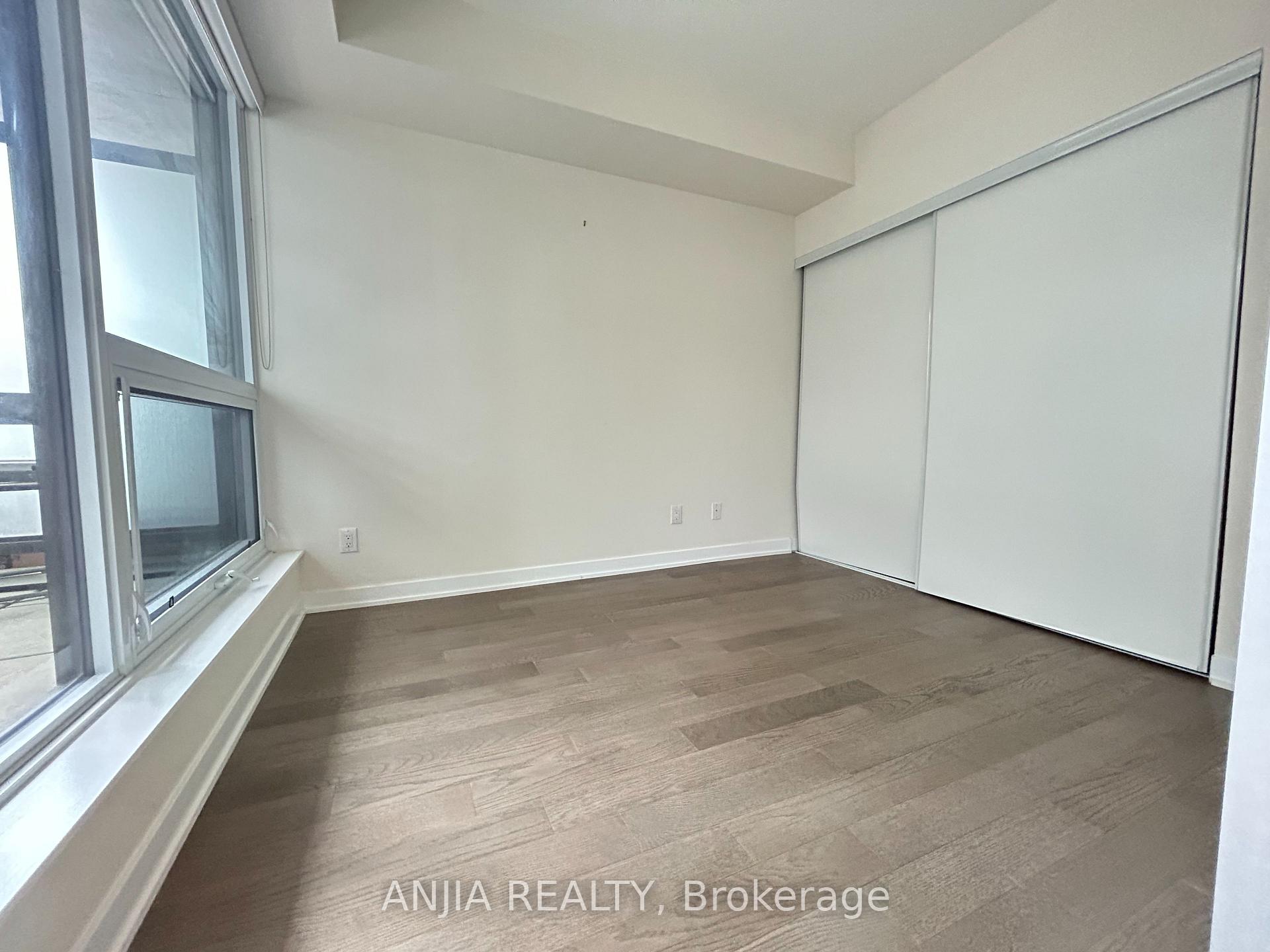 Photo 5 of Unit 409, 17 Dundonald Street, Toronto, Church-Yonge Corridor — HOMEH