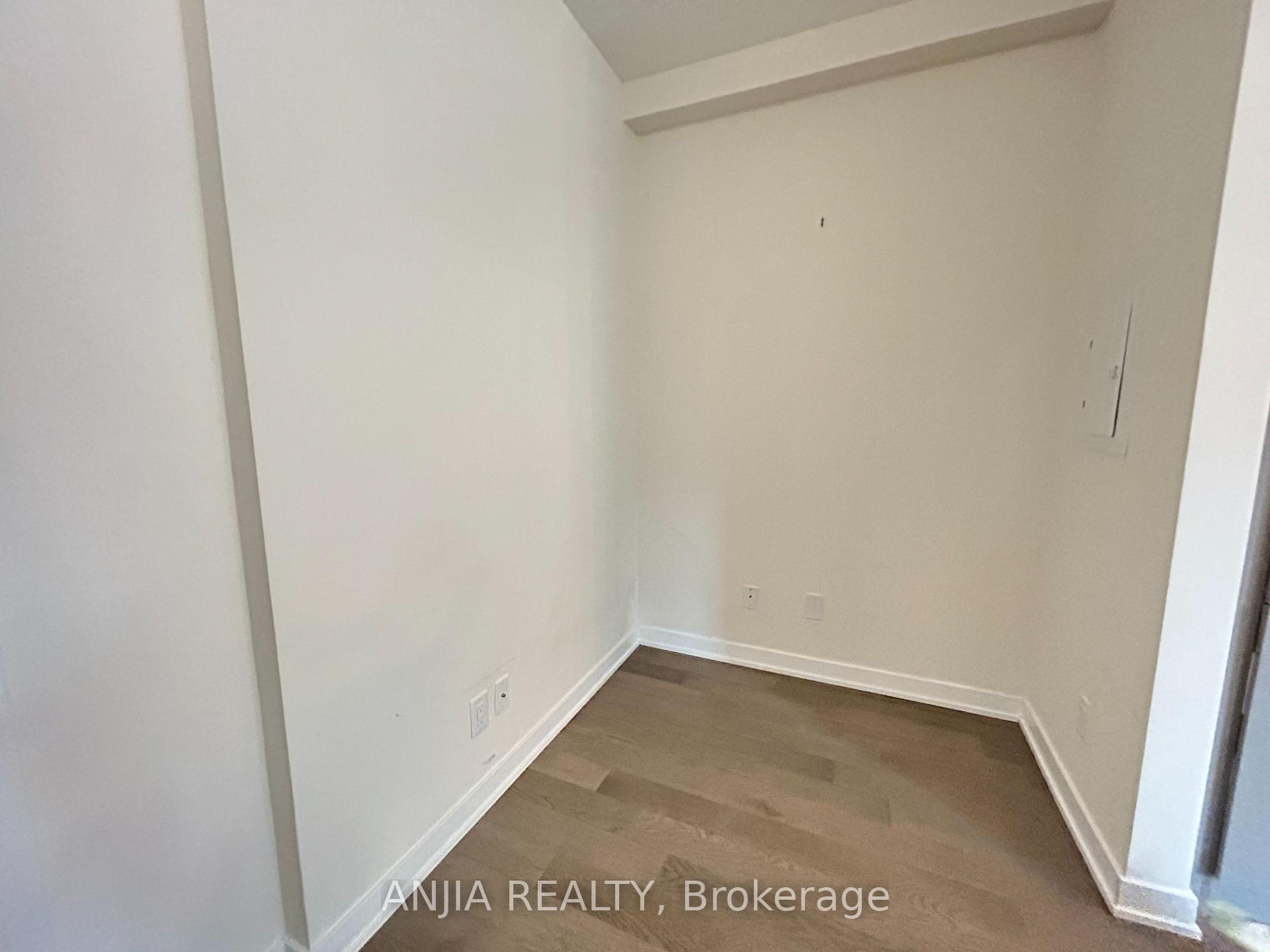 Photo 10 of Unit 409, 17 Dundonald Street, Toronto, Church-Yonge Corridor — HOMEH