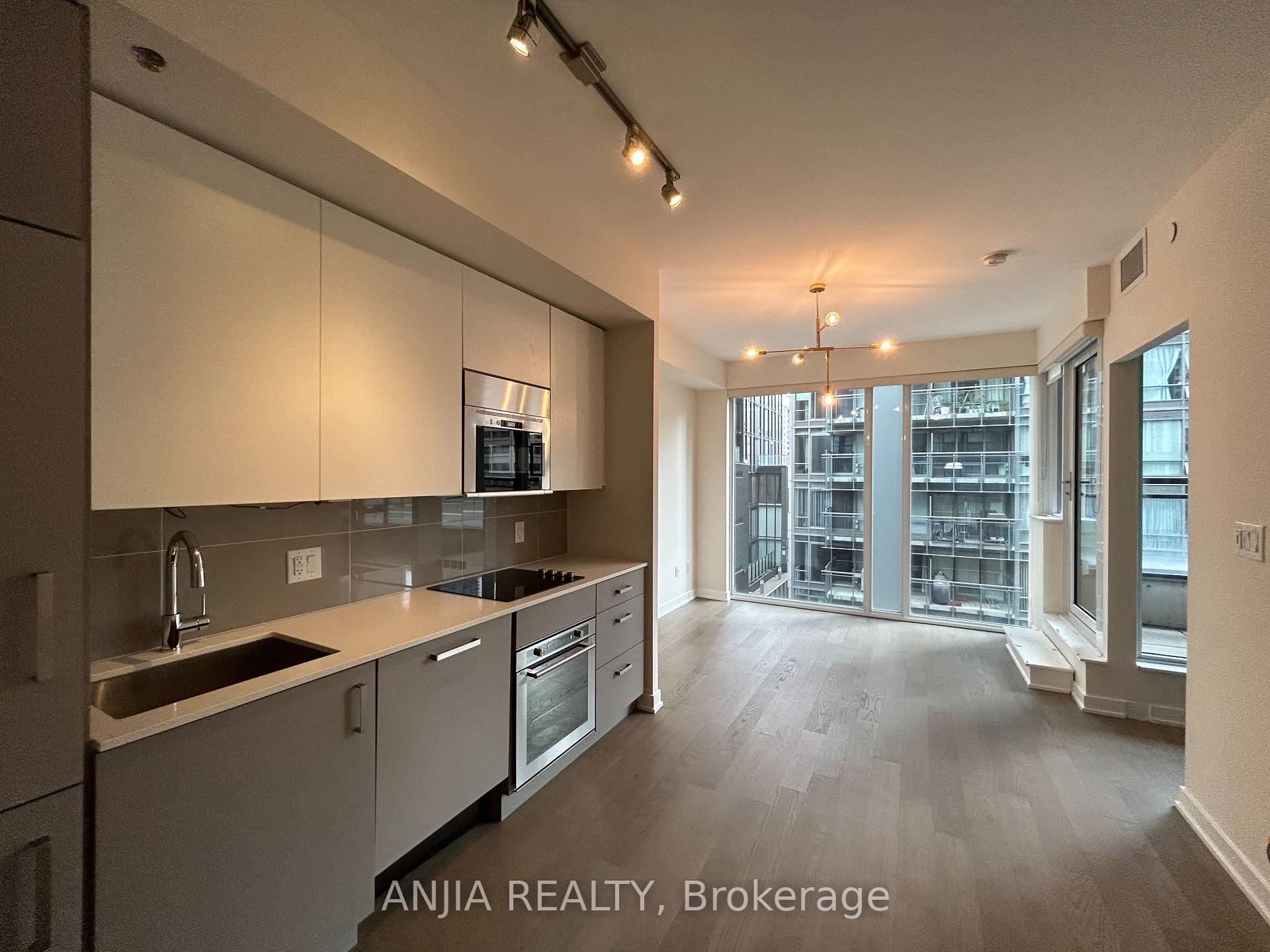 Photo 13 of Unit 409, 17 Dundonald Street, Toronto, Church-Yonge Corridor — HOMEH