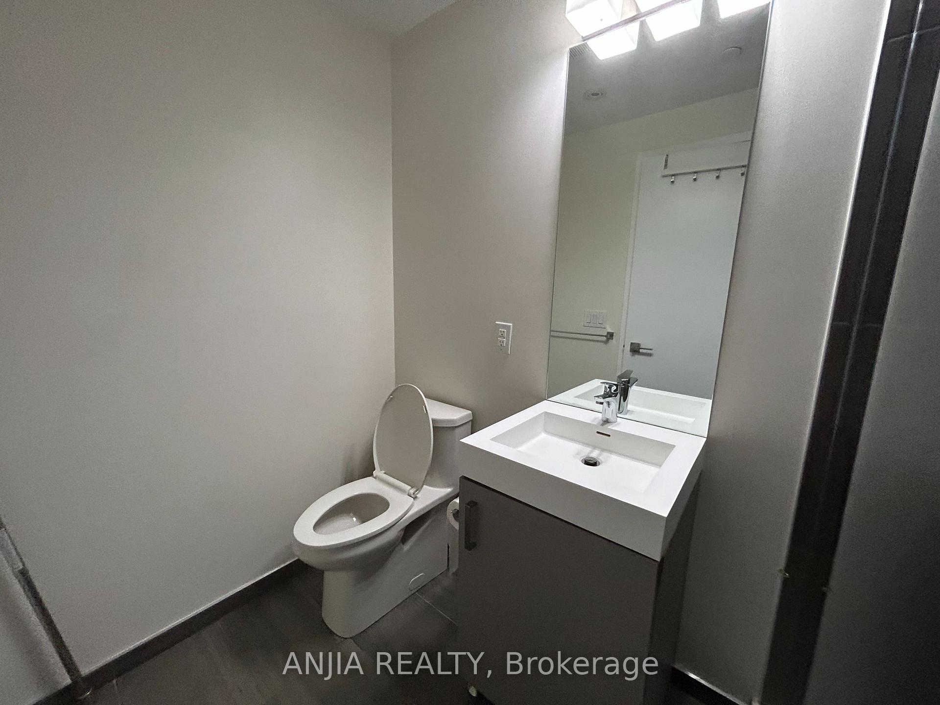Photo 16 of Unit 409, 17 Dundonald Street, Toronto, Church-Yonge Corridor — HOMEH