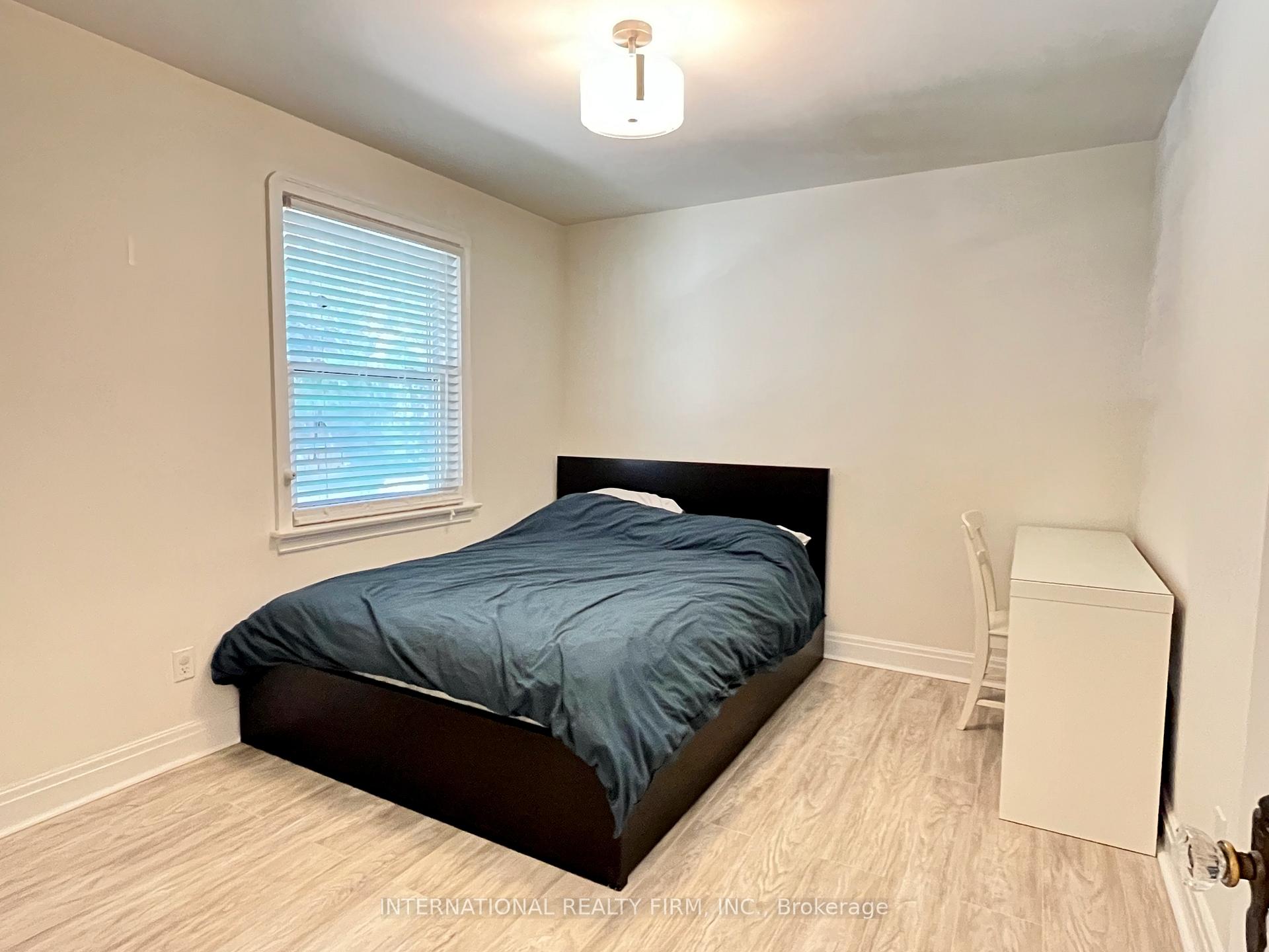 Photo 23 of 688 Sammon Avenue, Toronto, Danforth Village-East York — HOMEH