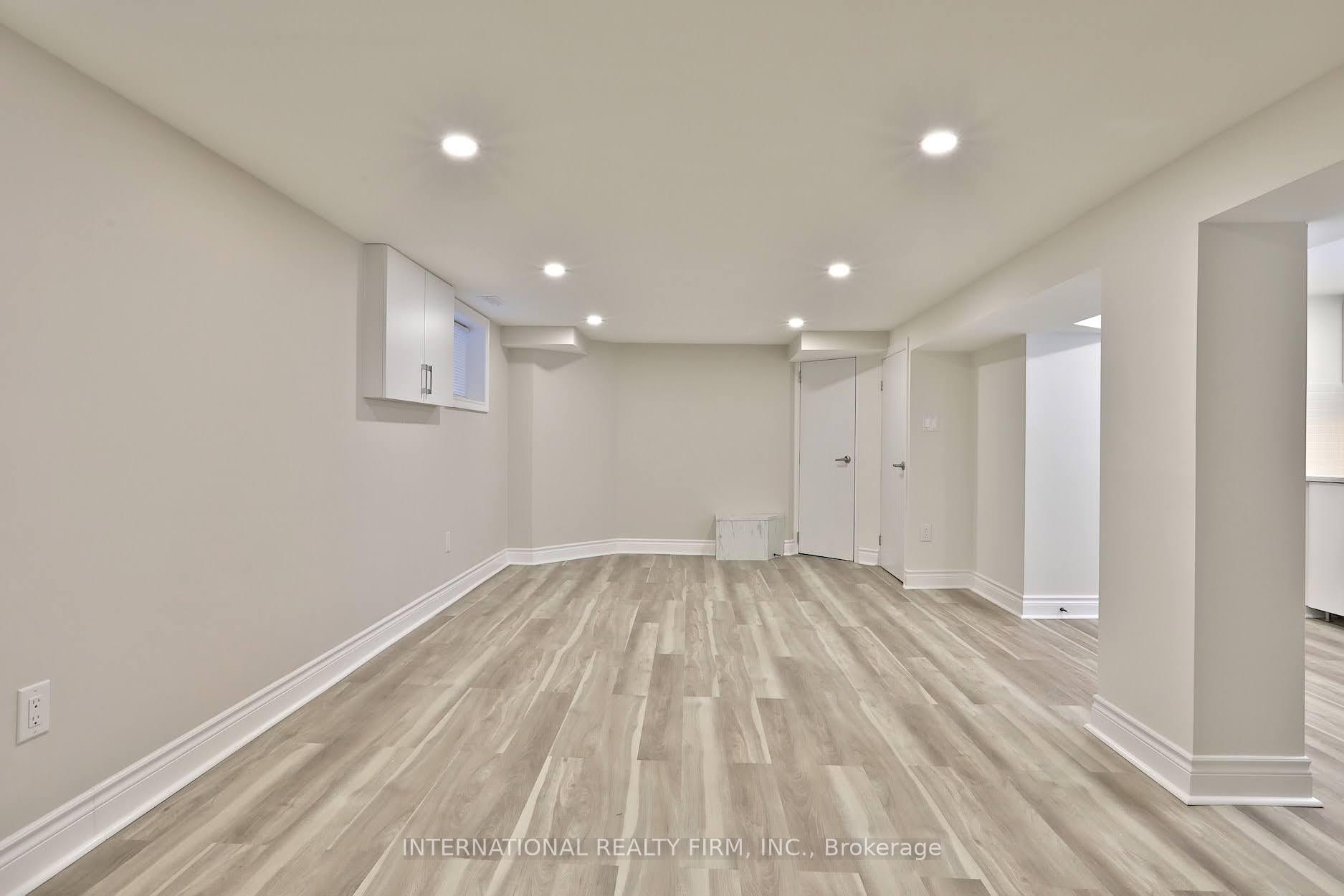 Photo 29 of 688 Sammon Avenue, Toronto, Danforth Village-East York — HOMEH