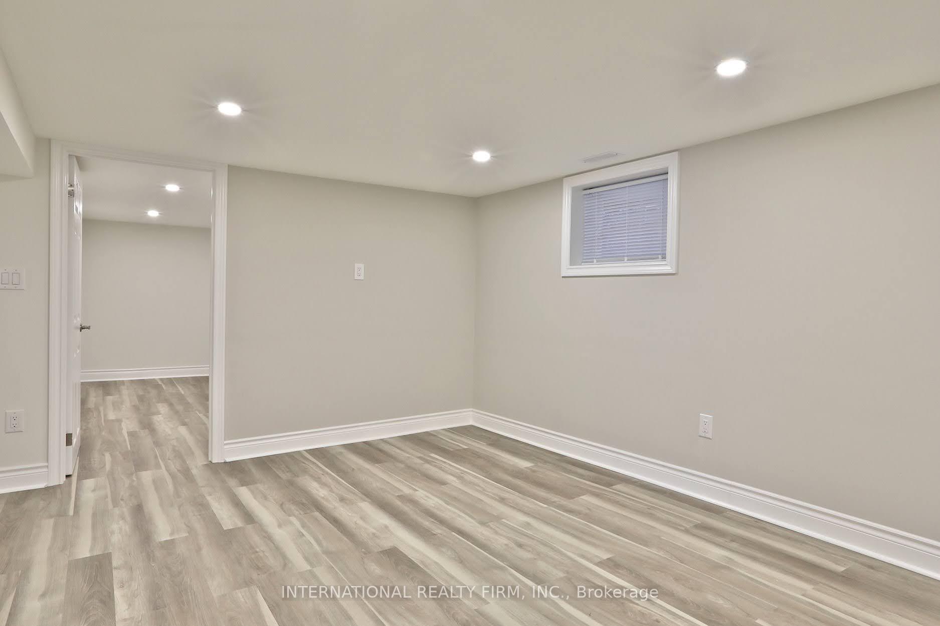 Photo 31 of 688 Sammon Avenue, Toronto, Danforth Village-East York — HOMEH