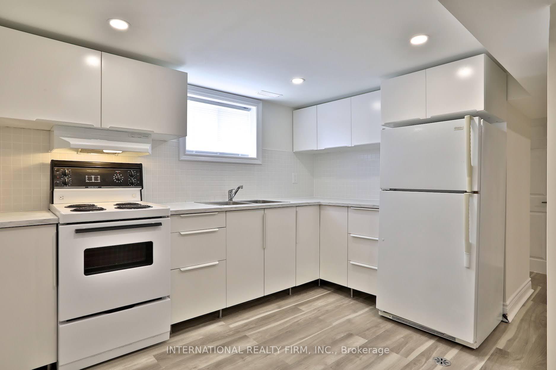 Photo 32 of 688 Sammon Avenue, Toronto, Danforth Village-East York — HOMEH