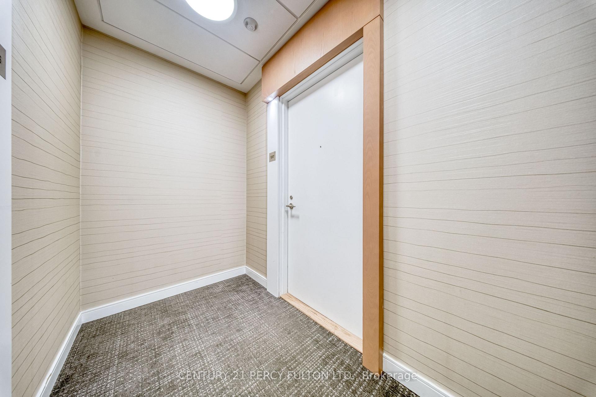 Photo 5 of Unit 1207, 70 Annie Craig Drive, Etobicoke, Mimico — HOMEH
