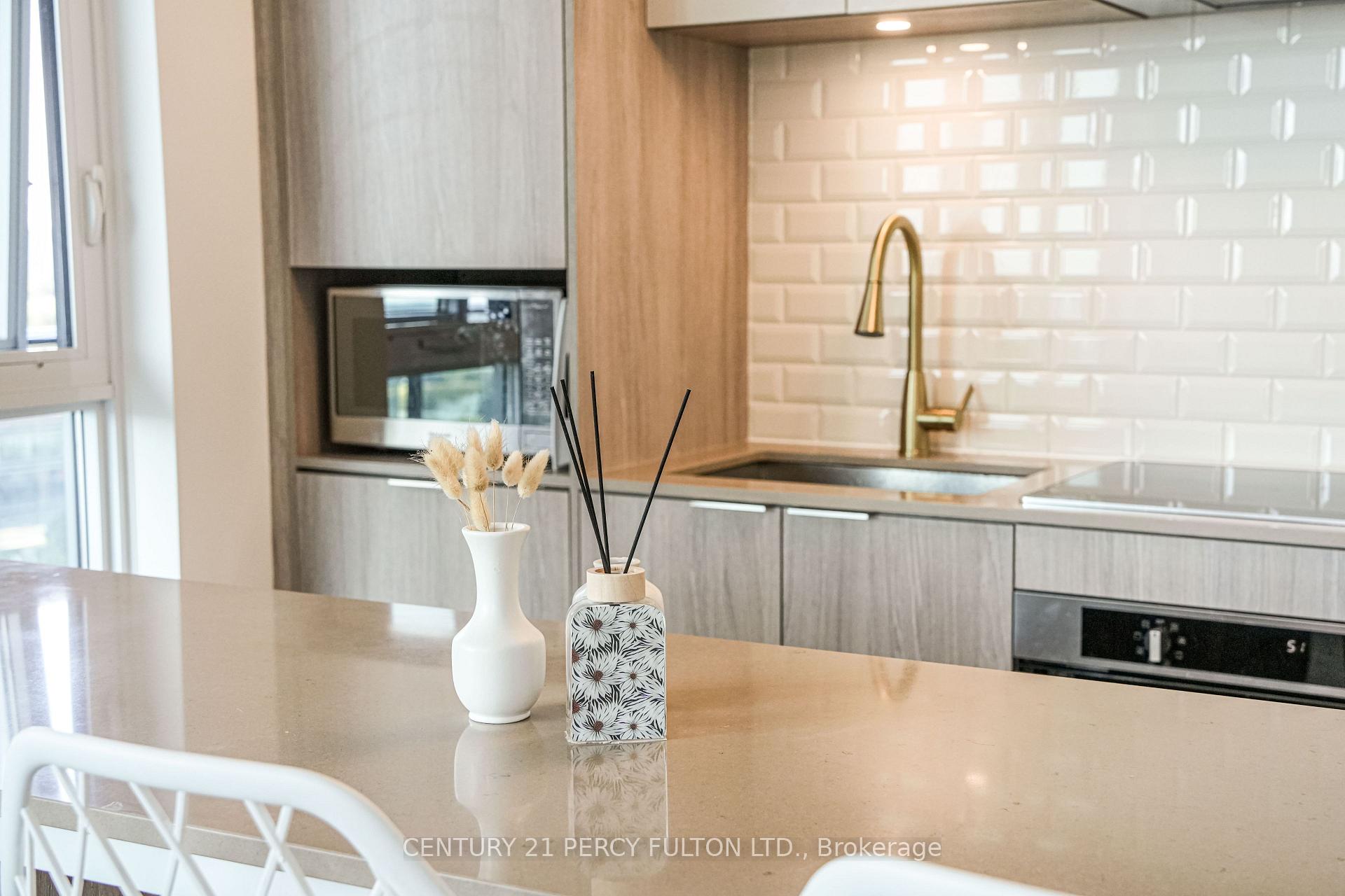 Photo 9 of Unit 1207, 70 Annie Craig Drive, Etobicoke, Mimico — HOMEH