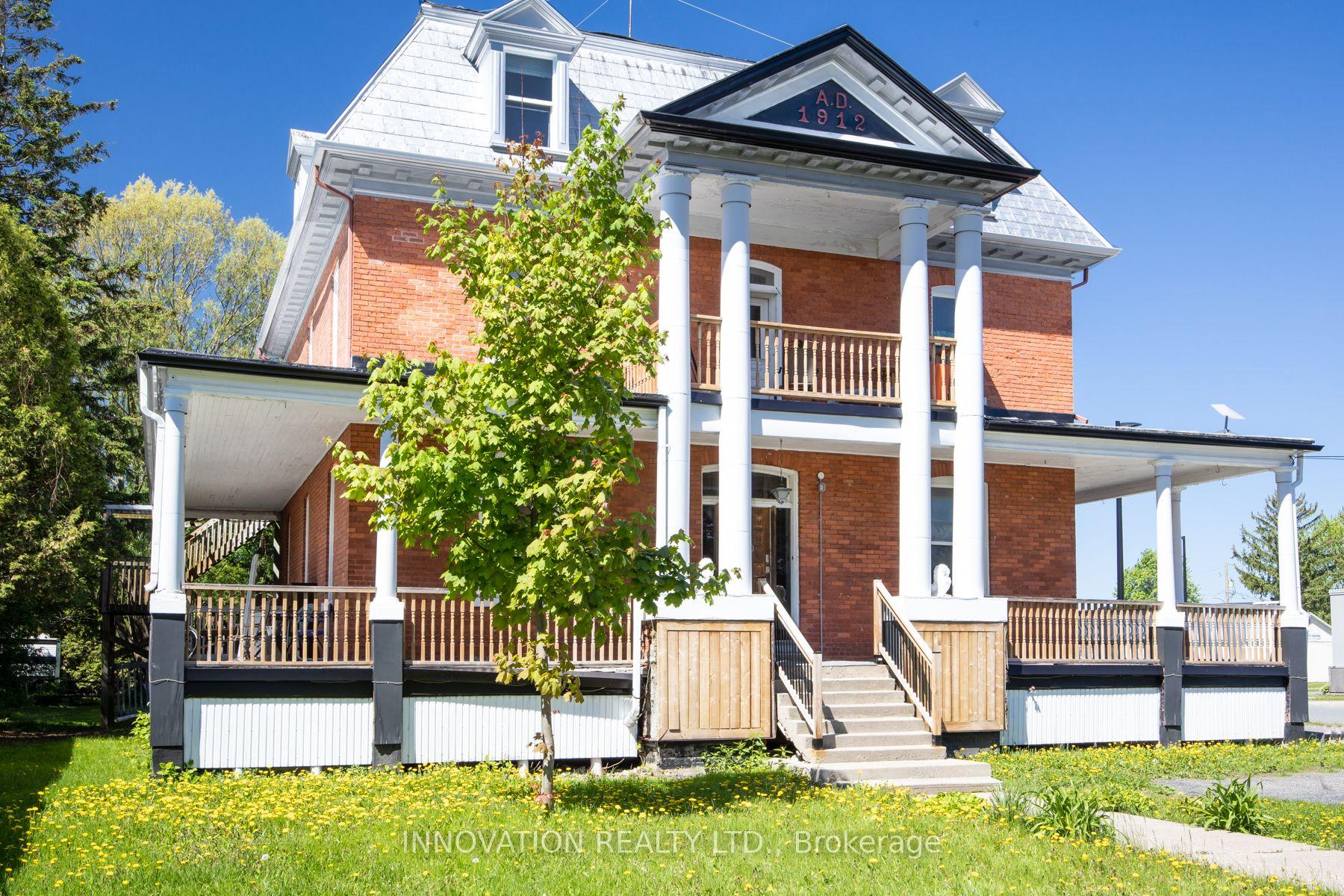Photo of 4550 Ste-Catherine Street