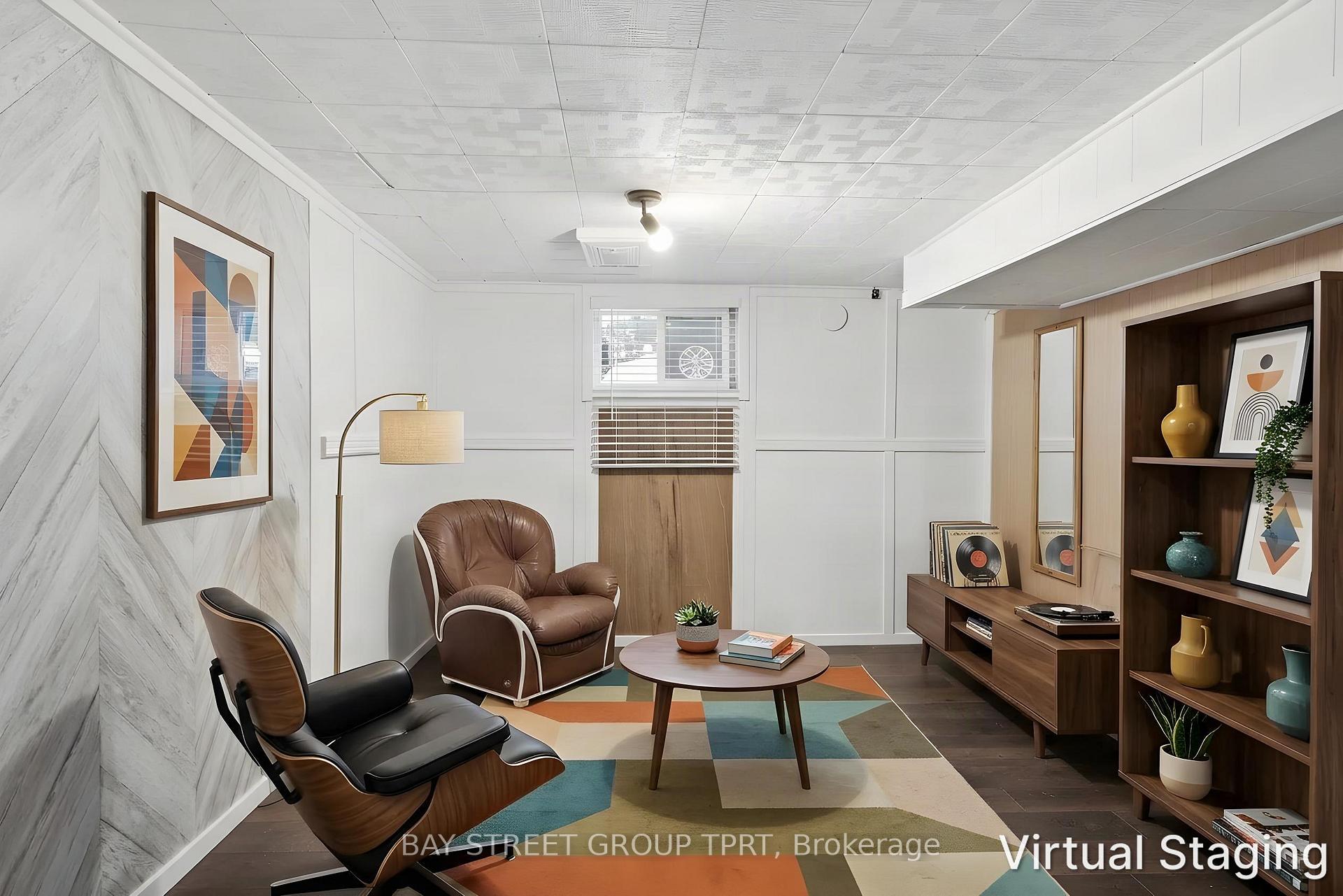 Photo 29 of 134 Clearbrooke Circle, Etobicoke, Rexdale-Kipling — HOMEH