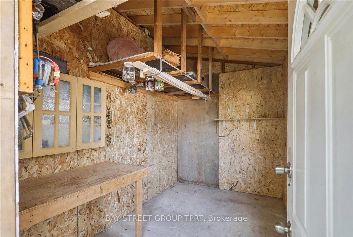 Photo 50 of 134 Clearbrooke Circle, Etobicoke, Rexdale-Kipling — HOMEH