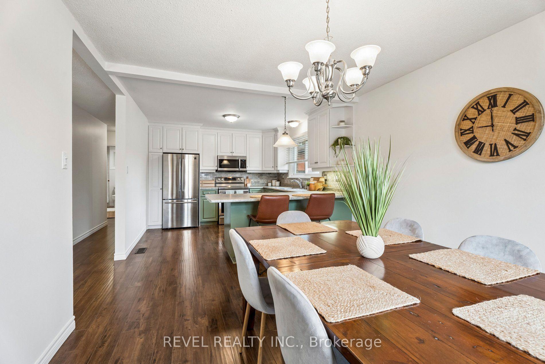 Photo 9 of 317 Rexford Drive, Hamilton, Randall — HOMEH