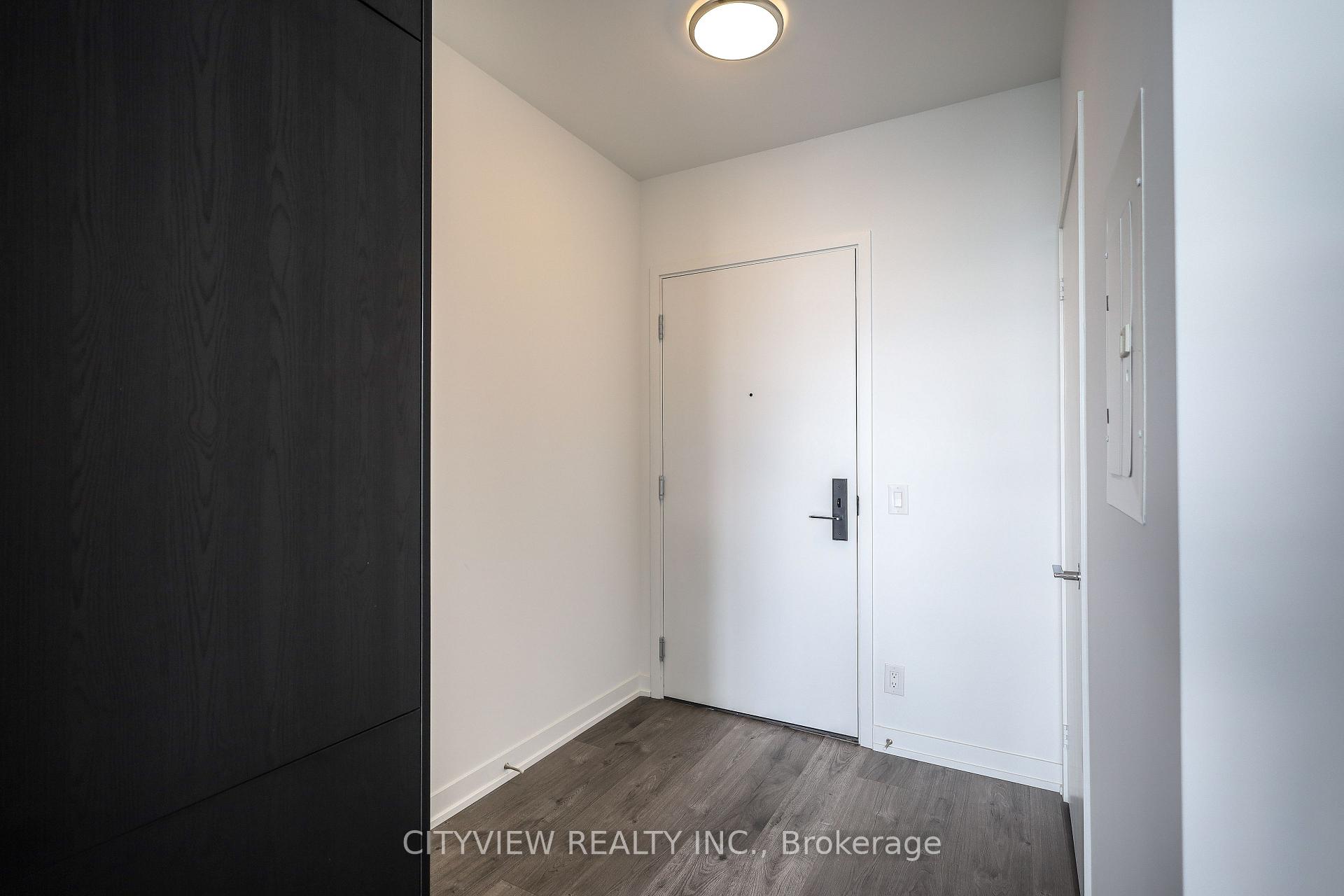 Photo 3 of Unit 1121, 285 Dufferin Street, Toronto, South Parkdale — HOMEH