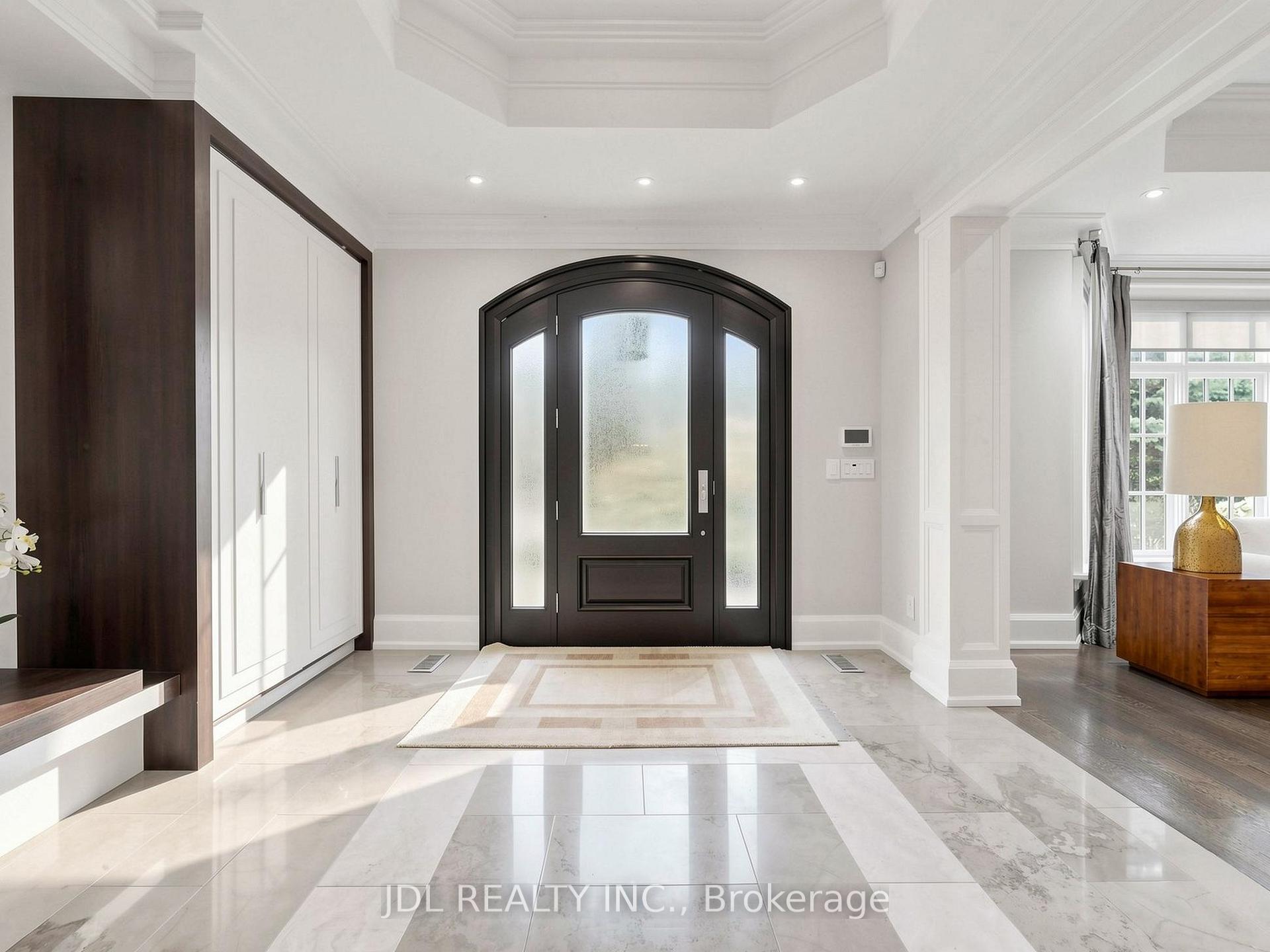 Photo 18 of 105 Arjay Crescent, North York, Bridle Path-Sunnybrook-York Mills — HOMEH