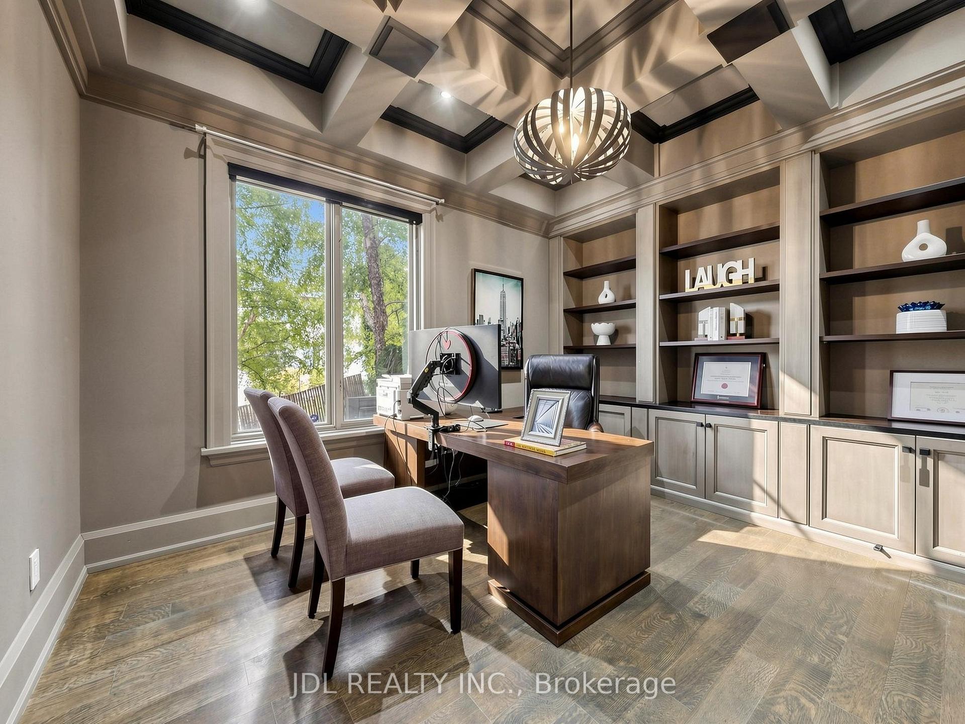 Photo 42 of 105 Arjay Crescent, North York, Bridle Path-Sunnybrook-York Mills — HOMEH