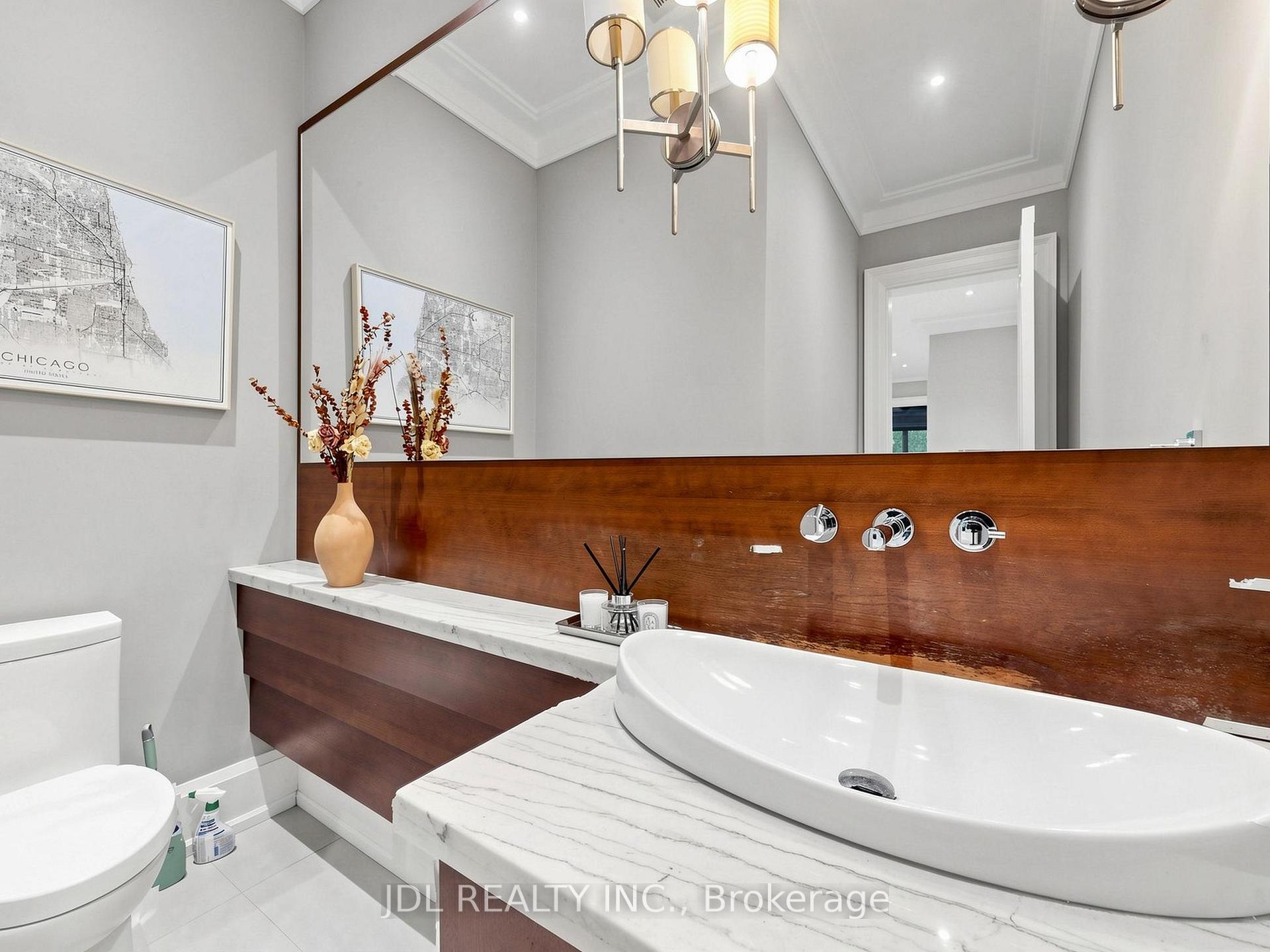 Photo 43 of 105 Arjay Crescent, North York, Bridle Path-Sunnybrook-York Mills — HOMEH