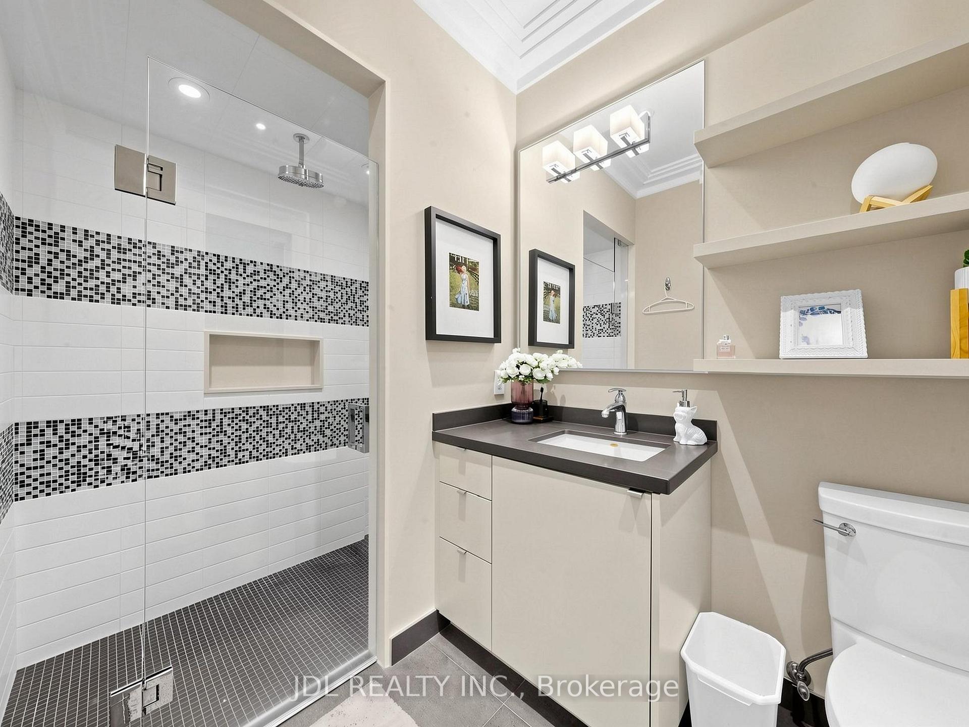 Photo 74 of 105 Arjay Crescent, North York, Bridle Path-Sunnybrook-York Mills — HOMEH