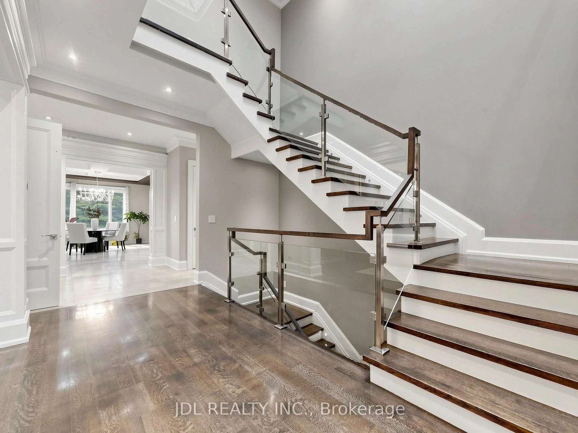 Photo 67 of 105 Arjay Crescent, North York, Bridle Path-Sunnybrook-York Mills — HOMEH