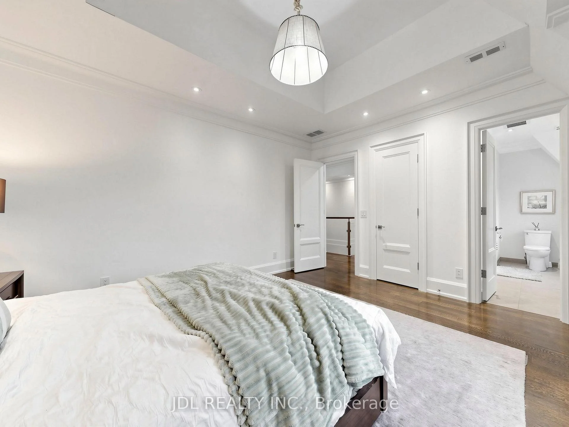 Photo 79 of 105 Arjay Crescent, North York, Bridle Path-Sunnybrook-York Mills — HOMEH