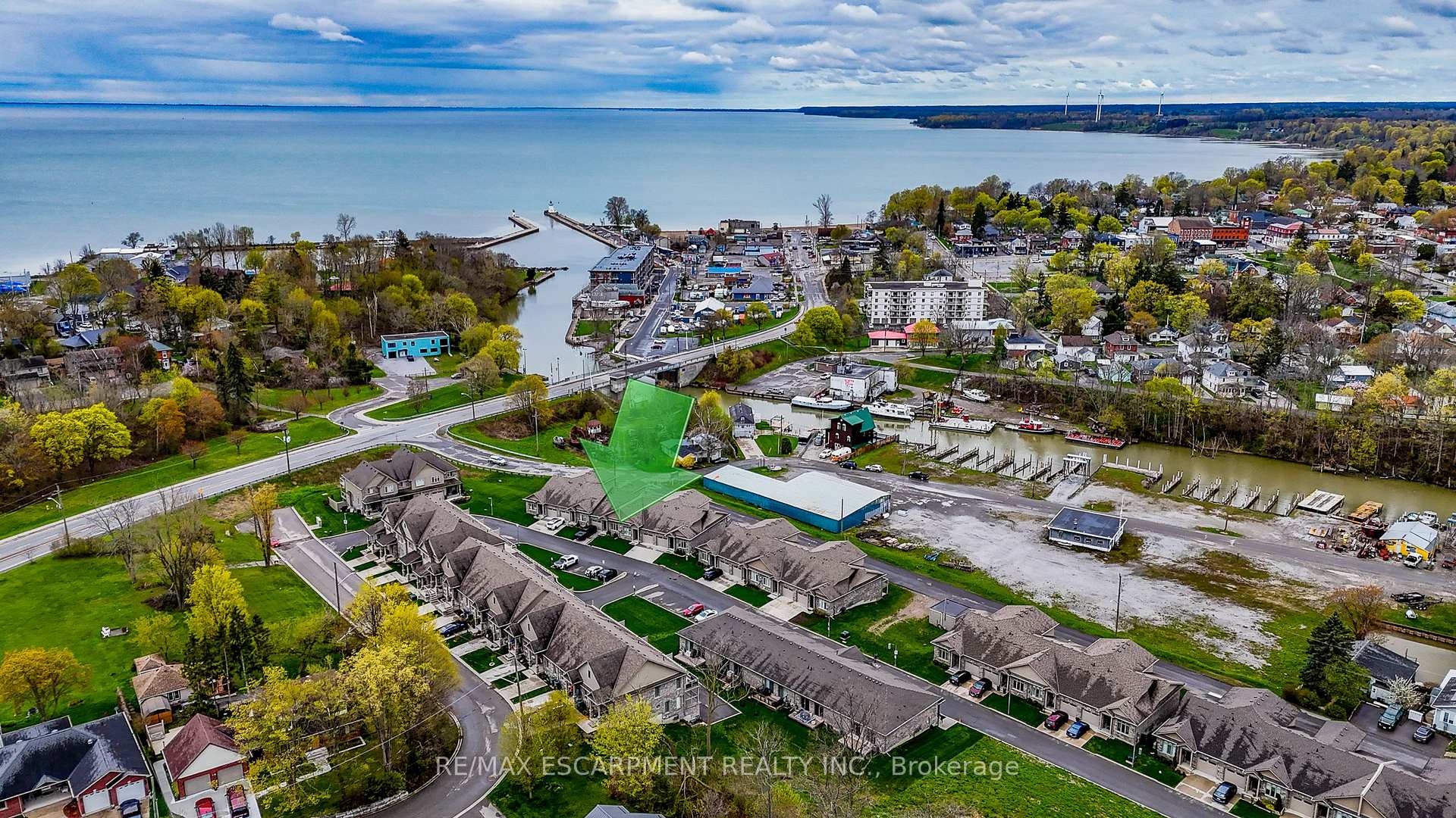 Photo 2 of Unit 7, 5 Old Hamilton Road, Norfolk, Port Dover — HOMEH