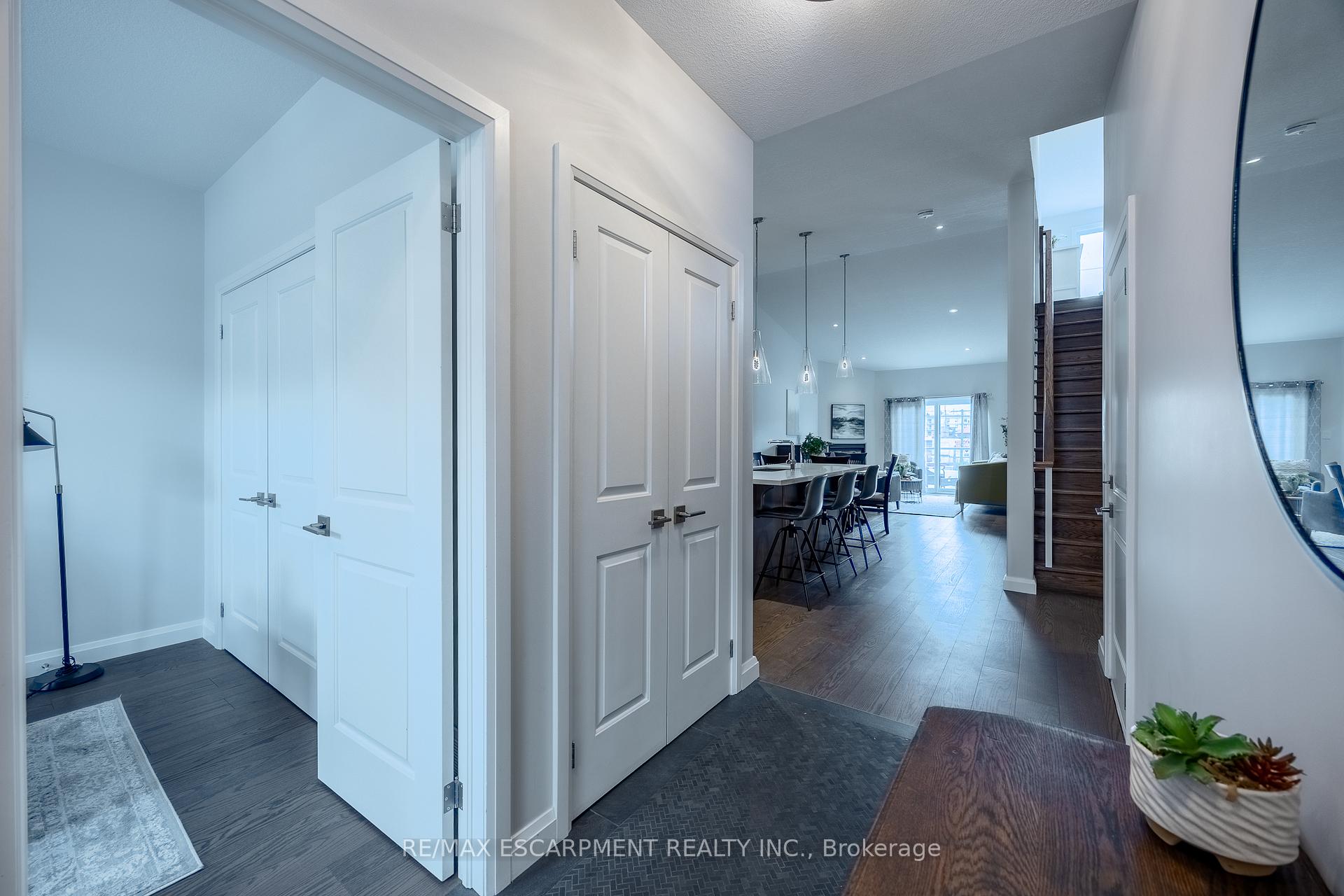 Photo 4 of Unit 7, 5 Old Hamilton Road, Norfolk, Port Dover — HOMEH