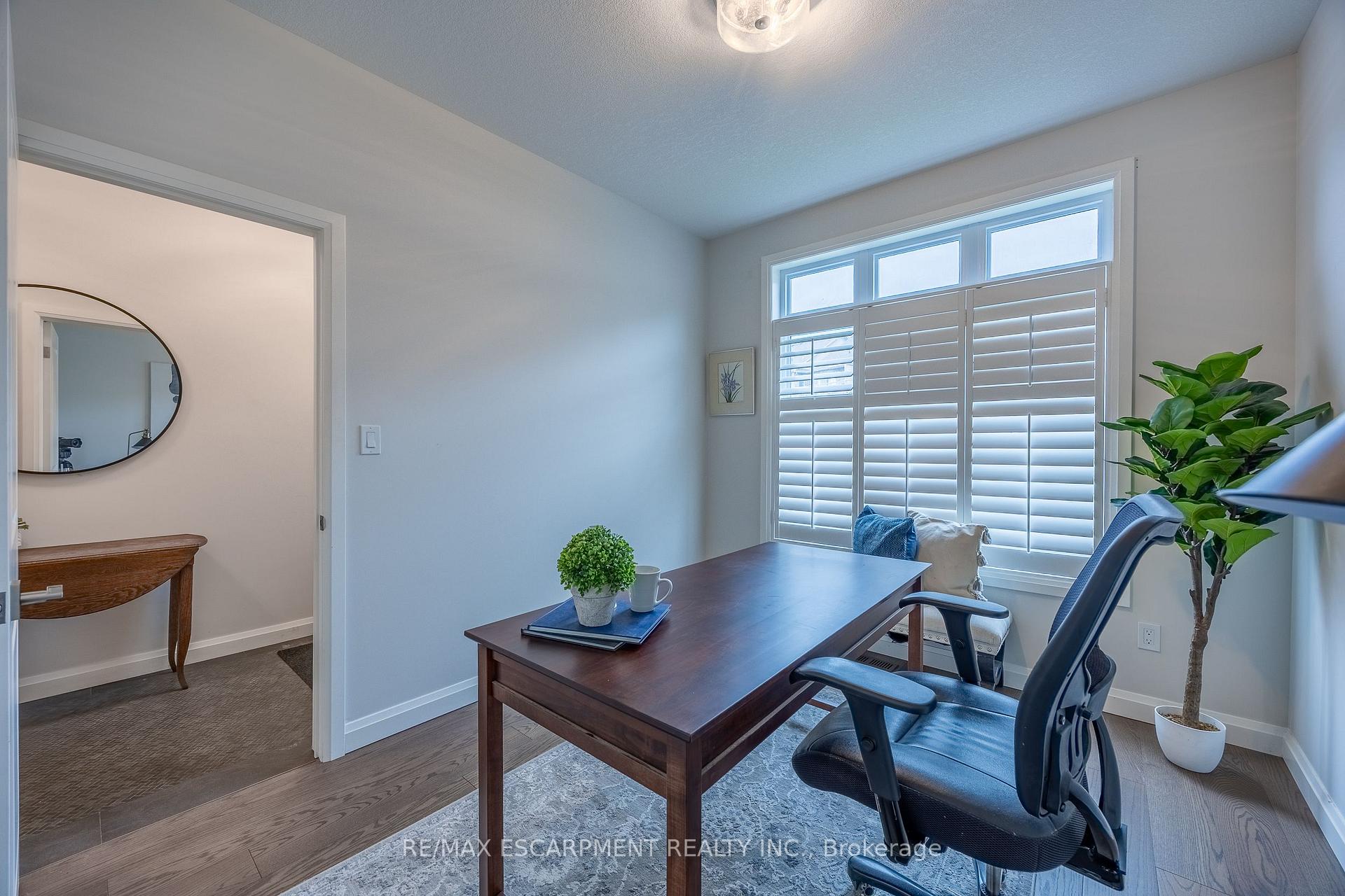 Photo 5 of Unit 7, 5 Old Hamilton Road, Norfolk, Port Dover — HOMEH