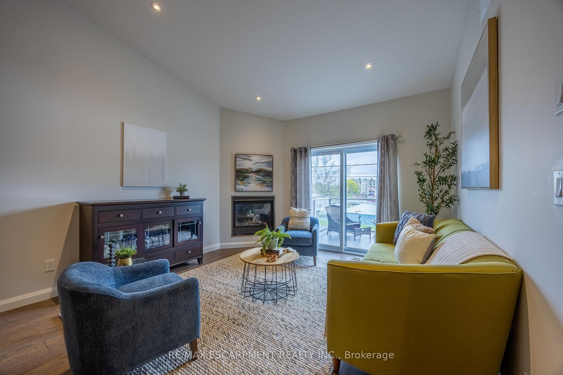 Photo 11 of Unit 7, 5 Old Hamilton Road, Norfolk, Port Dover — HOMEH