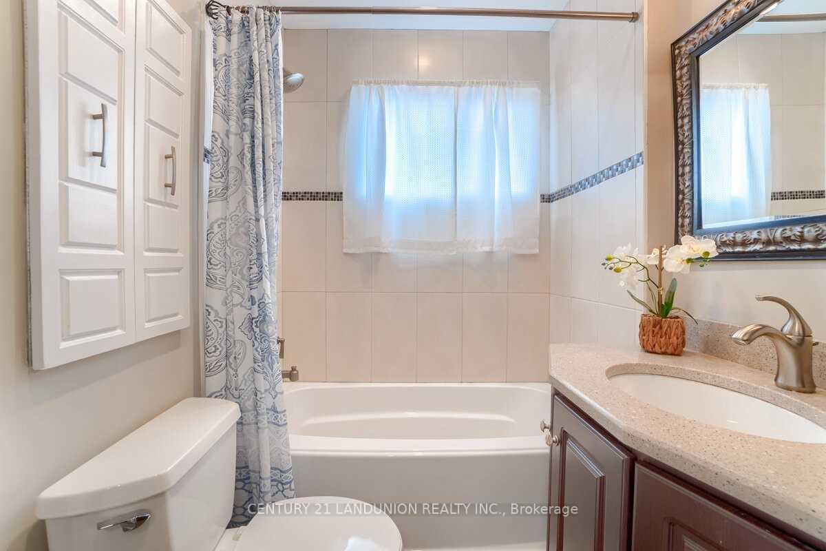 Photo 13 of 371 Elizabeth Street, Oshawa, McLaughlin — HOMEH