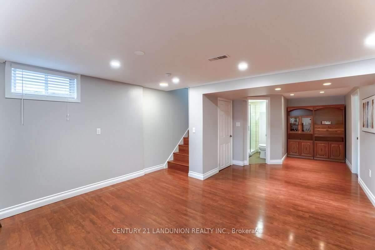 Photo 21 of 371 Elizabeth Street, Oshawa, McLaughlin — HOMEH