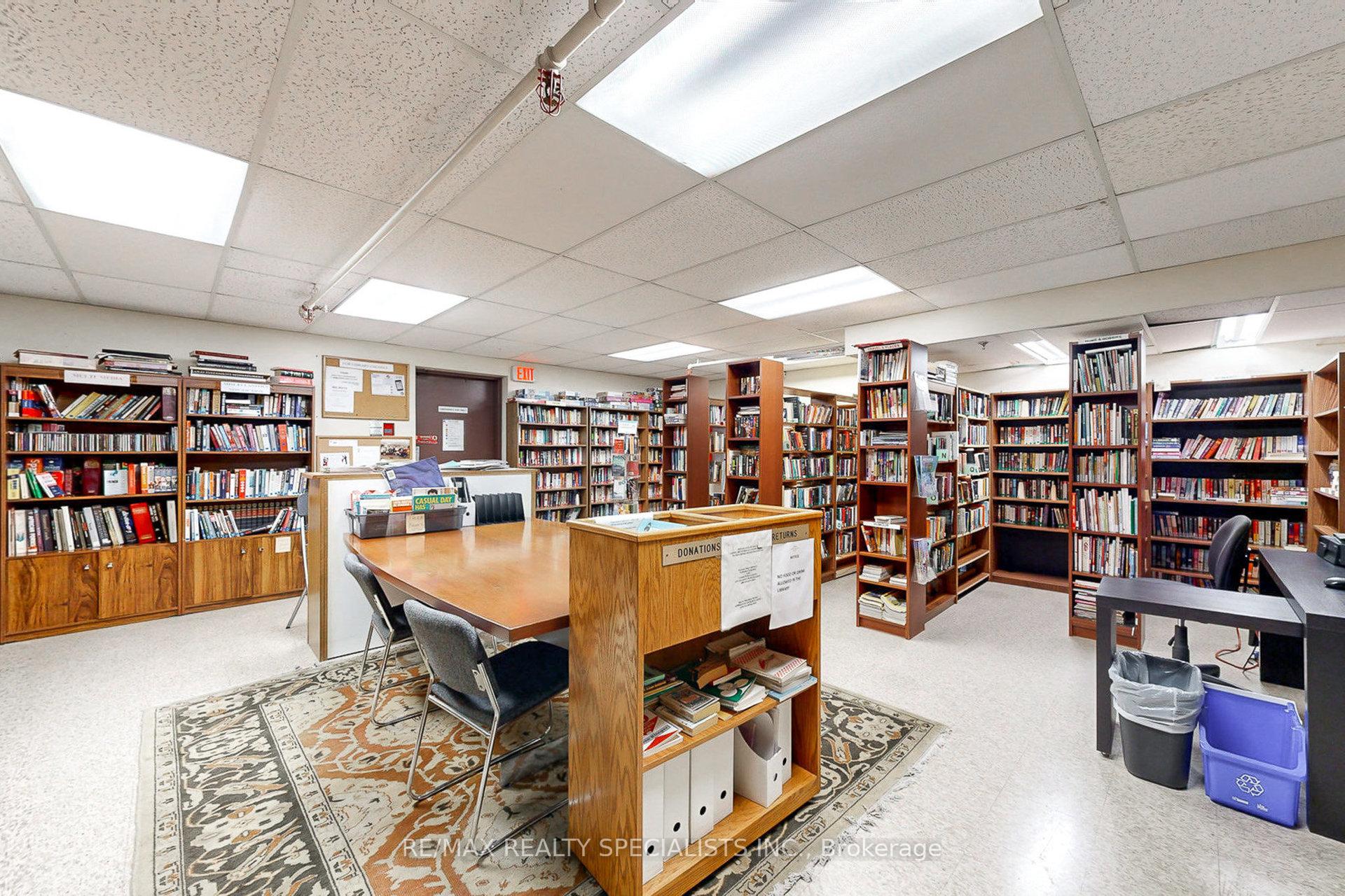 Photo 18 of Unit 1207, 33 Harbour Square, Toronto, Waterfront Communities — HOMEH