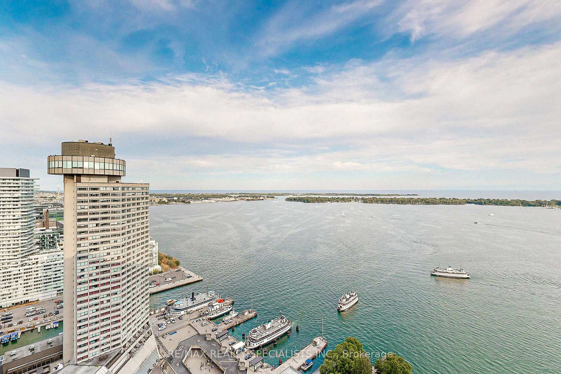 Photo 21 of Unit 1207, 33 Harbour Square, Toronto, Waterfront Communities — HOMEH