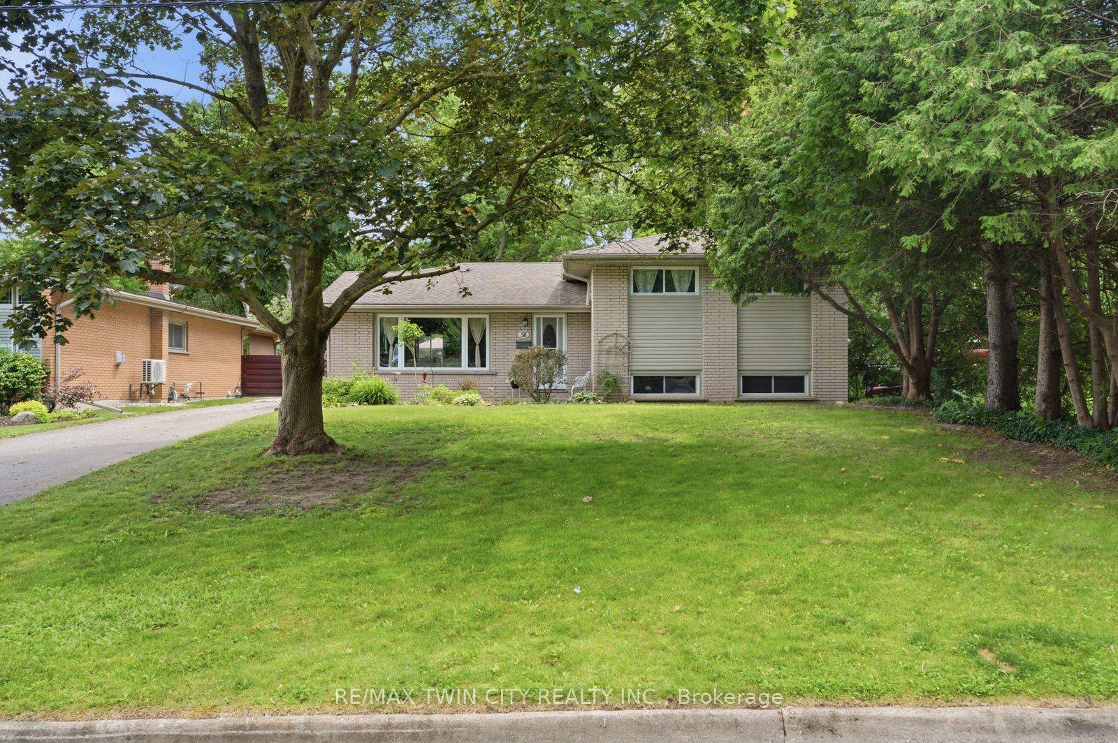 Photo 2 of 58 Kinnard Road, Brantford, Oakhill Dr — HOMEH